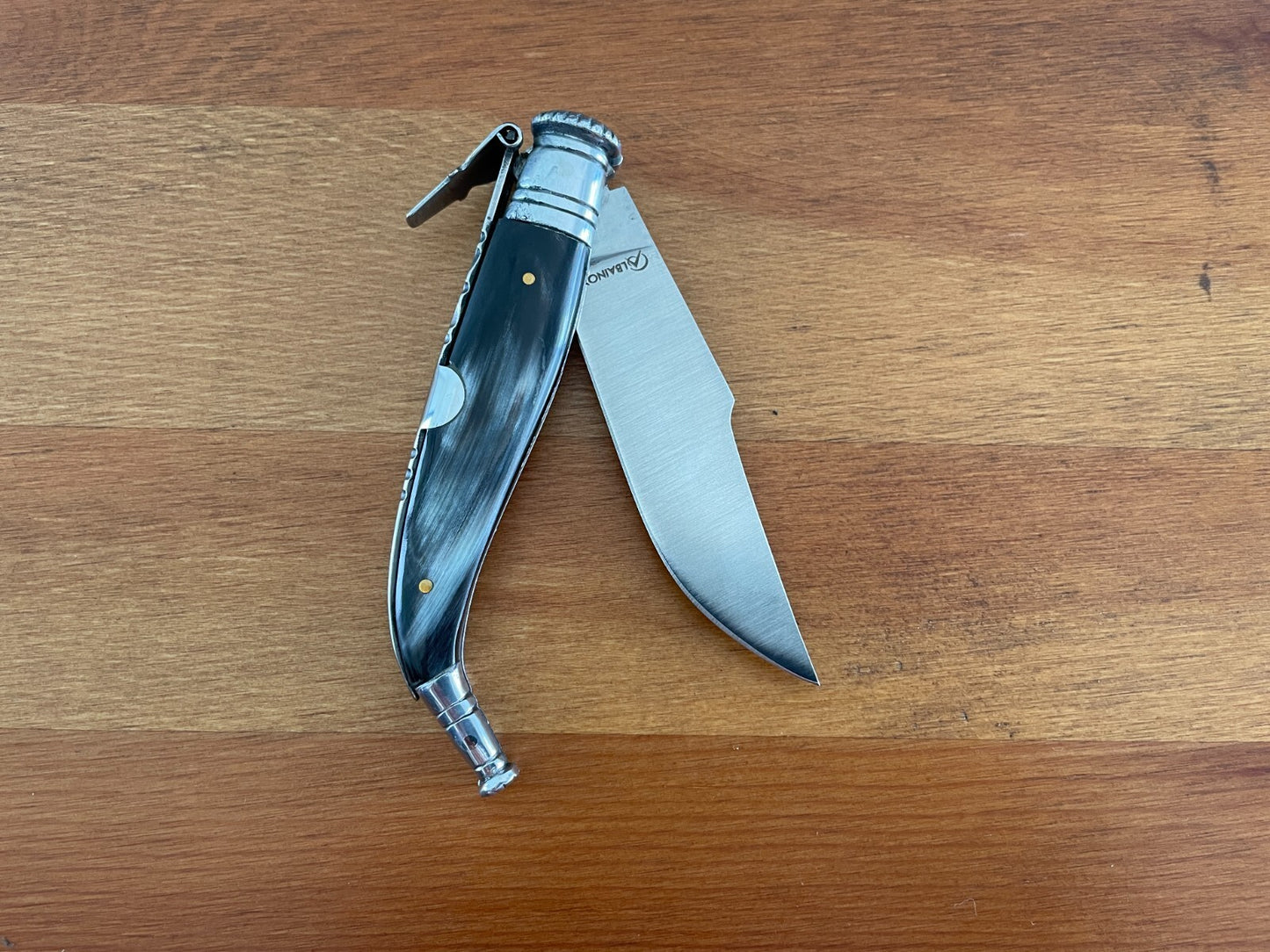 3.6" Classic Luxury Spanish Navaja with Decorated Blade and Bullhorn Scales