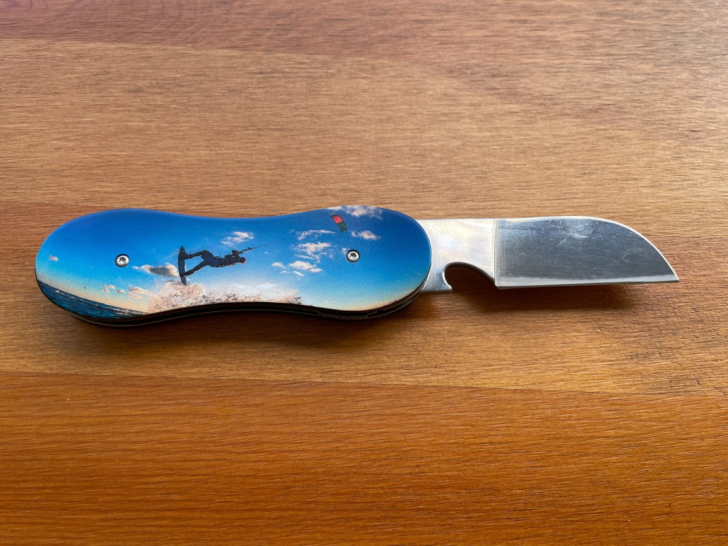 3.14 in. 420 Steel Navaja Kitesurf Pocket Knife Bottle Opener Liner Lock - Spain