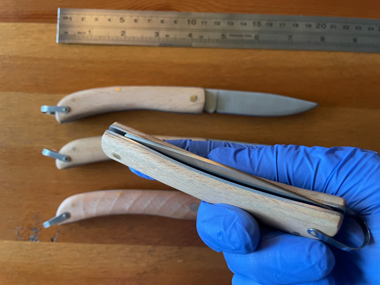 3.4" Set of 4 Spanish Navajas Wooden Handle Hunter Motif Folding Pocket Knife