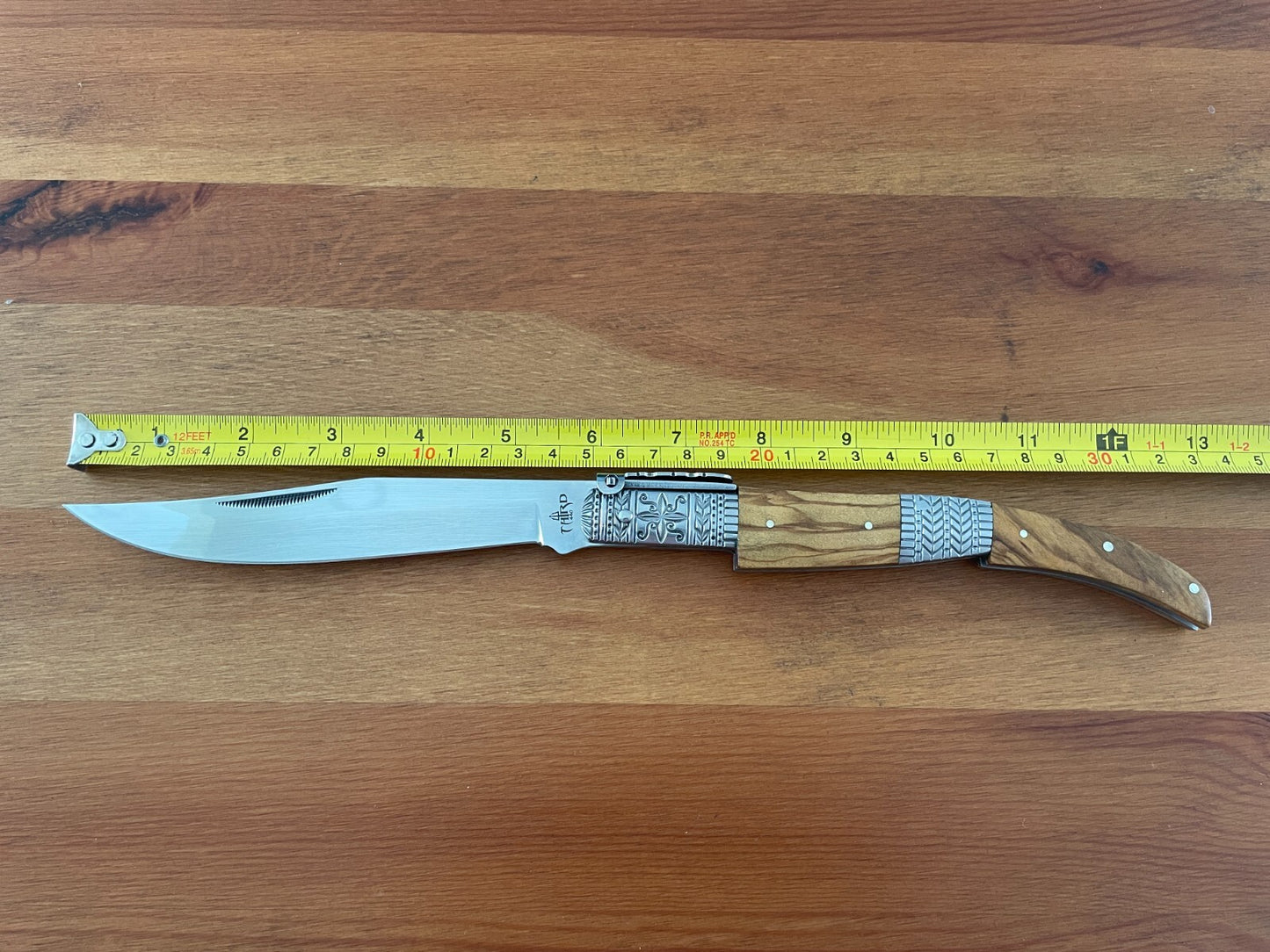 5.9" Arabian Style Navaja with Ratchet Pocket Knife Olive Wood & Steel Handle