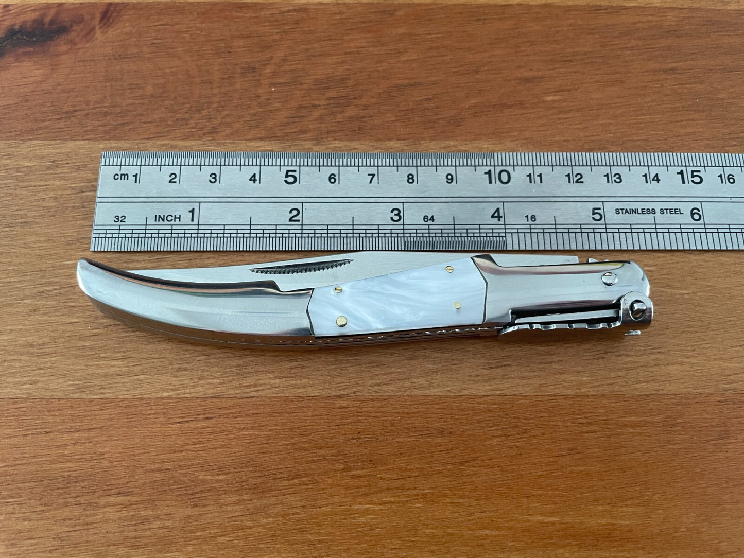 4.3" Arabian Style Navaja with Ratchet Pocket Knife Pearl Silk Model From Spain