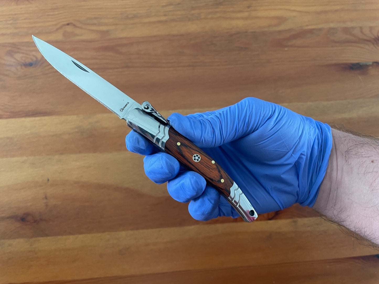 3.14 Stainless Steel Blade Spanish Navaja Pocket Knife Red With Ratchet Sound