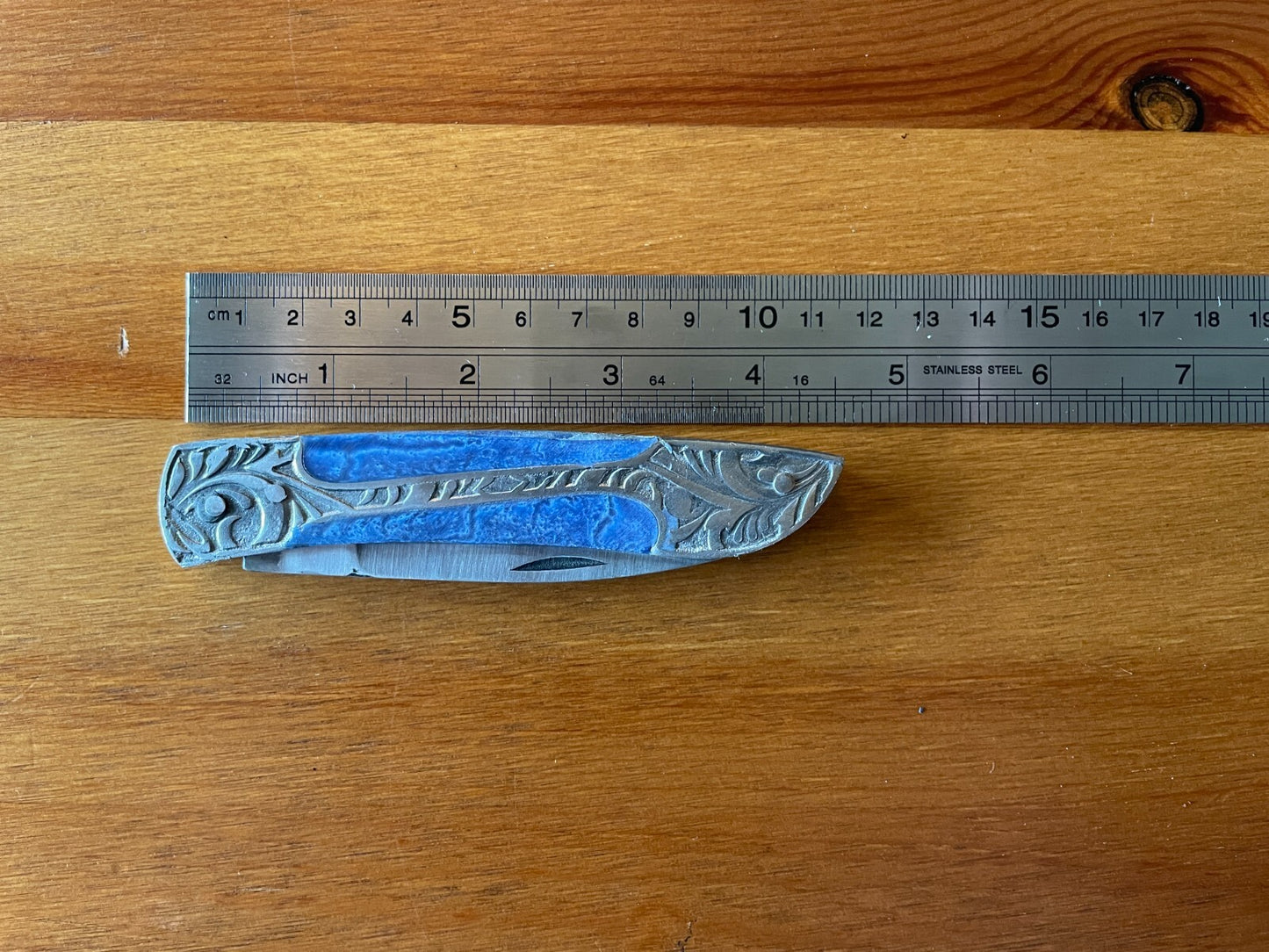 3.3” Spanish Navaja Pocket Knife Handmade Decorated Handle Blue Wood and Steel