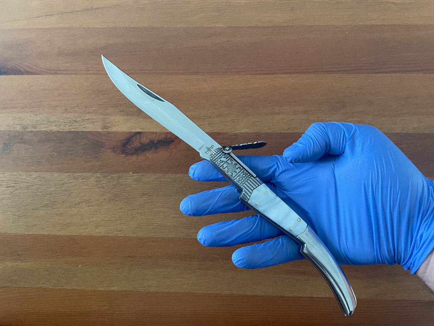 5.1" Arabian Style Navaja with Ratchet Pocket Knife White Acrylic Scales - Spain