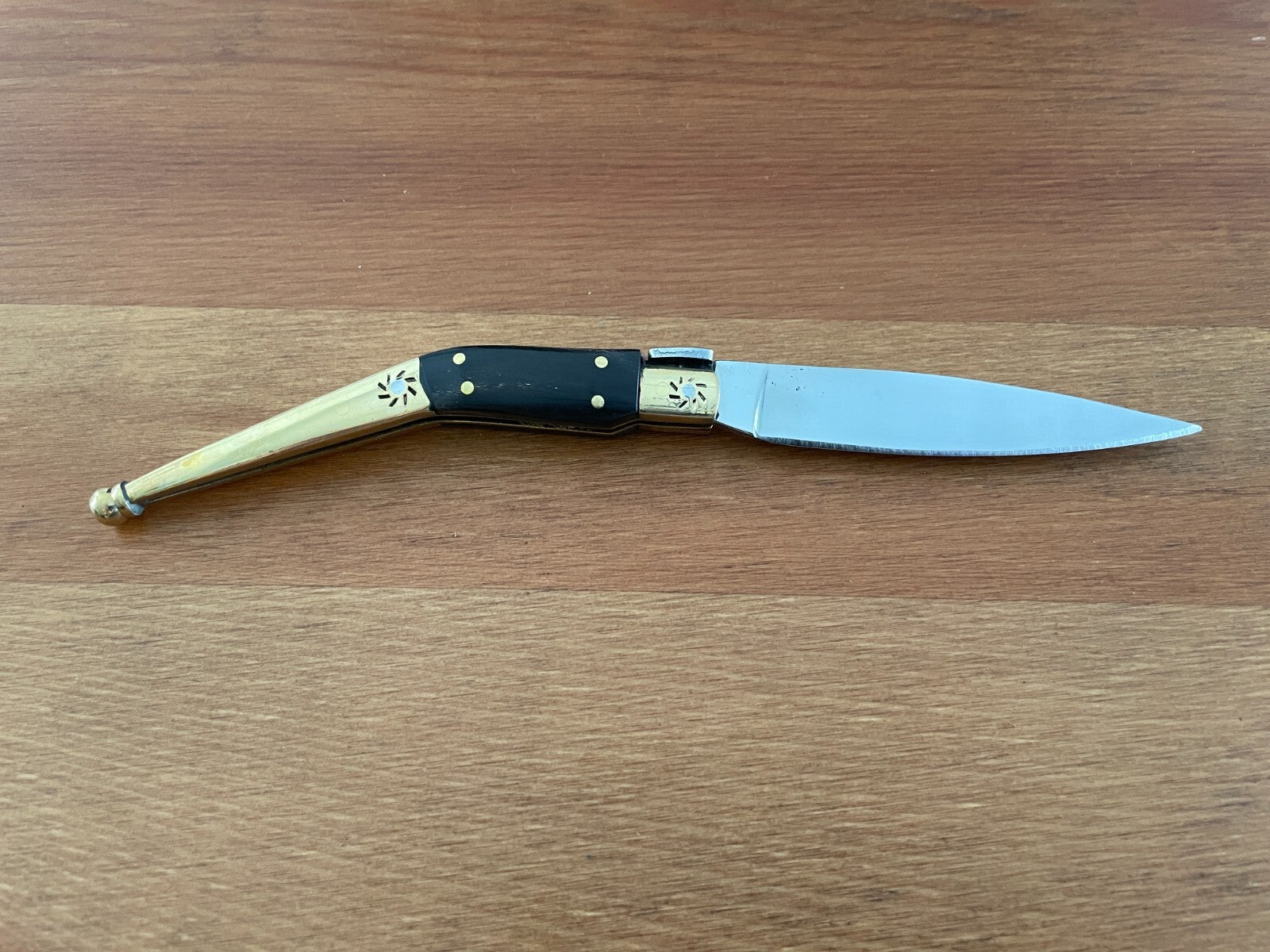 3.2" 420 Steel Navaja Tramuntana Empordanesa Brass Ferrules & Bullhorn Inserts