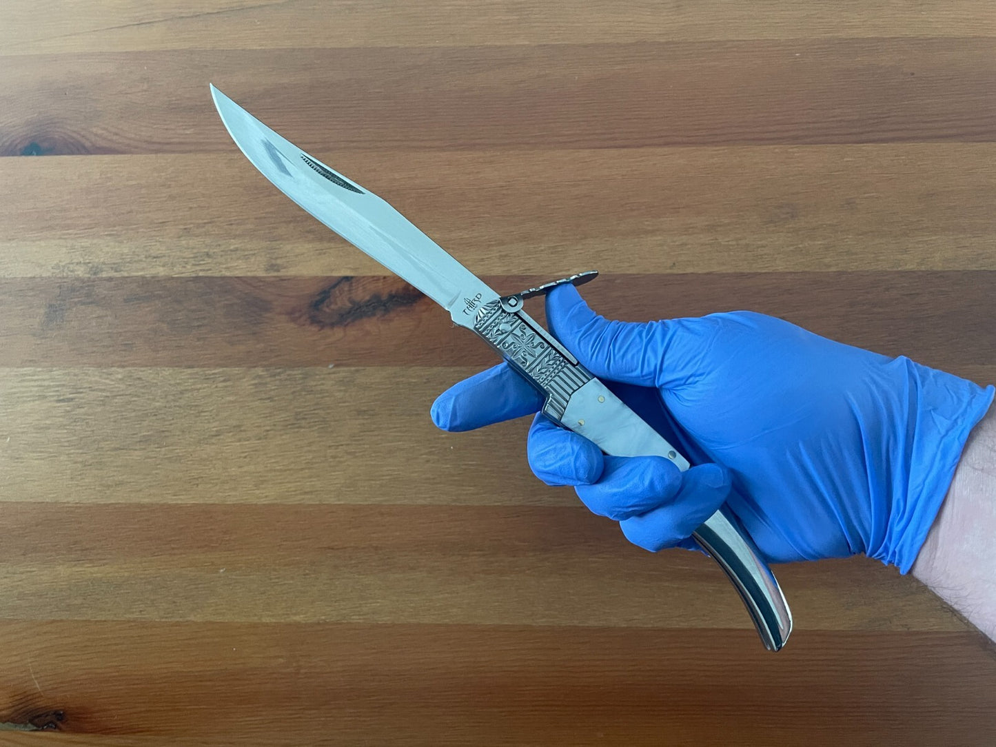 5.1" Arabian Style Navaja with Ratchet Pocket Knife White Acrylic Scales - Spain