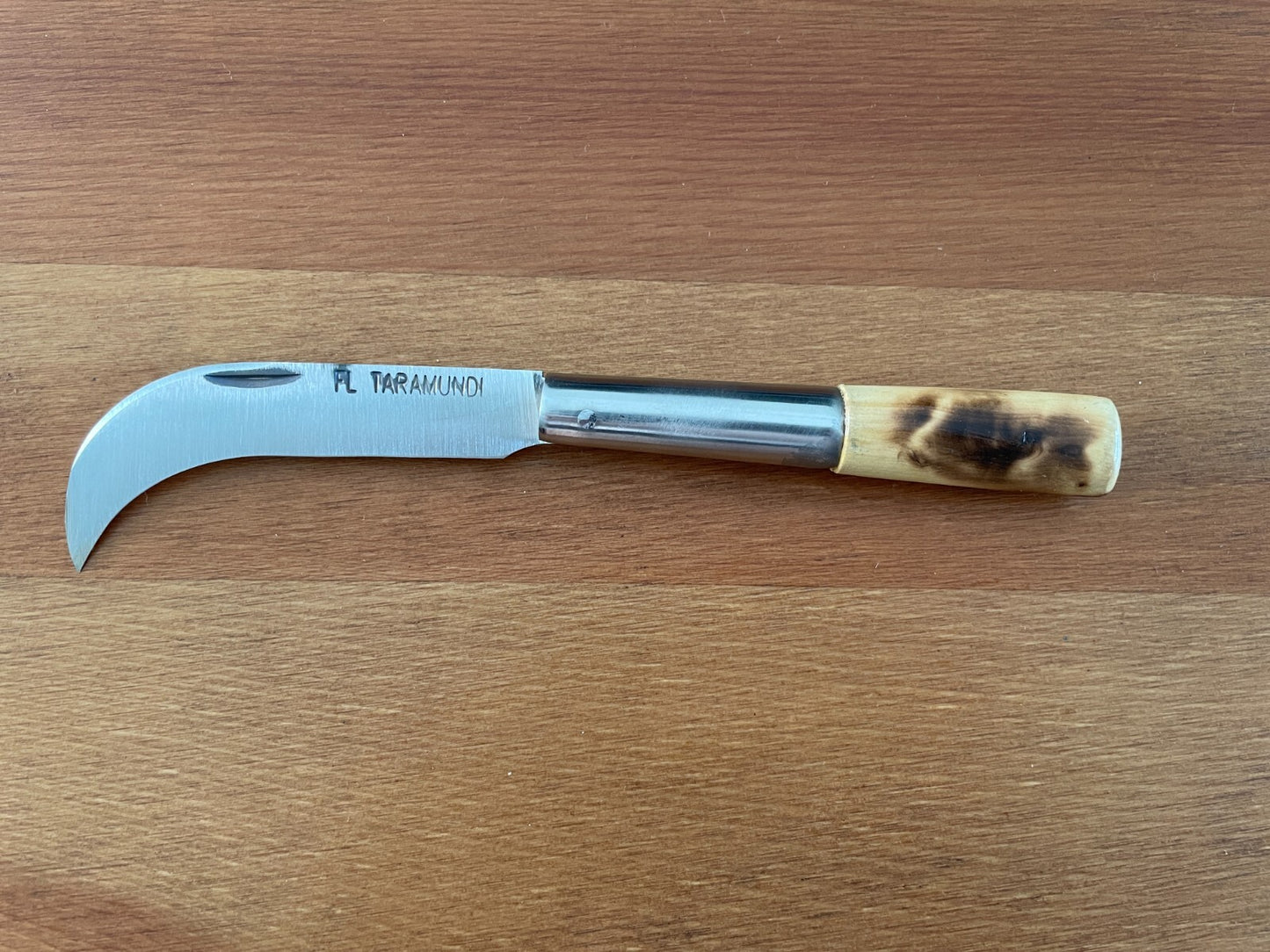 2.9" FL Taramundi Artisan Pocket Knife Navaja Hawkbill Tranchete Boxwood