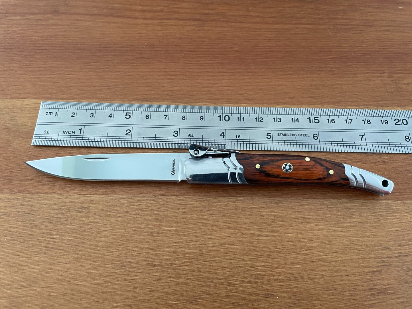 3.14 Stainless Steel Blade Spanish Navaja Pocket Knife Red With Ratchet Sound