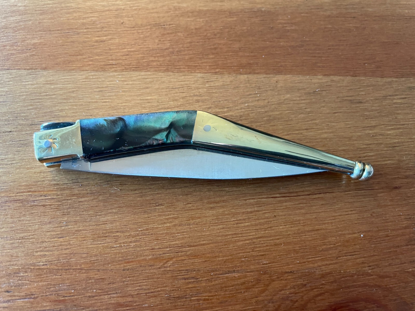 3.34 in Arabian Style Pocket Knife Navaja with Golden Bolsters Made in Spain