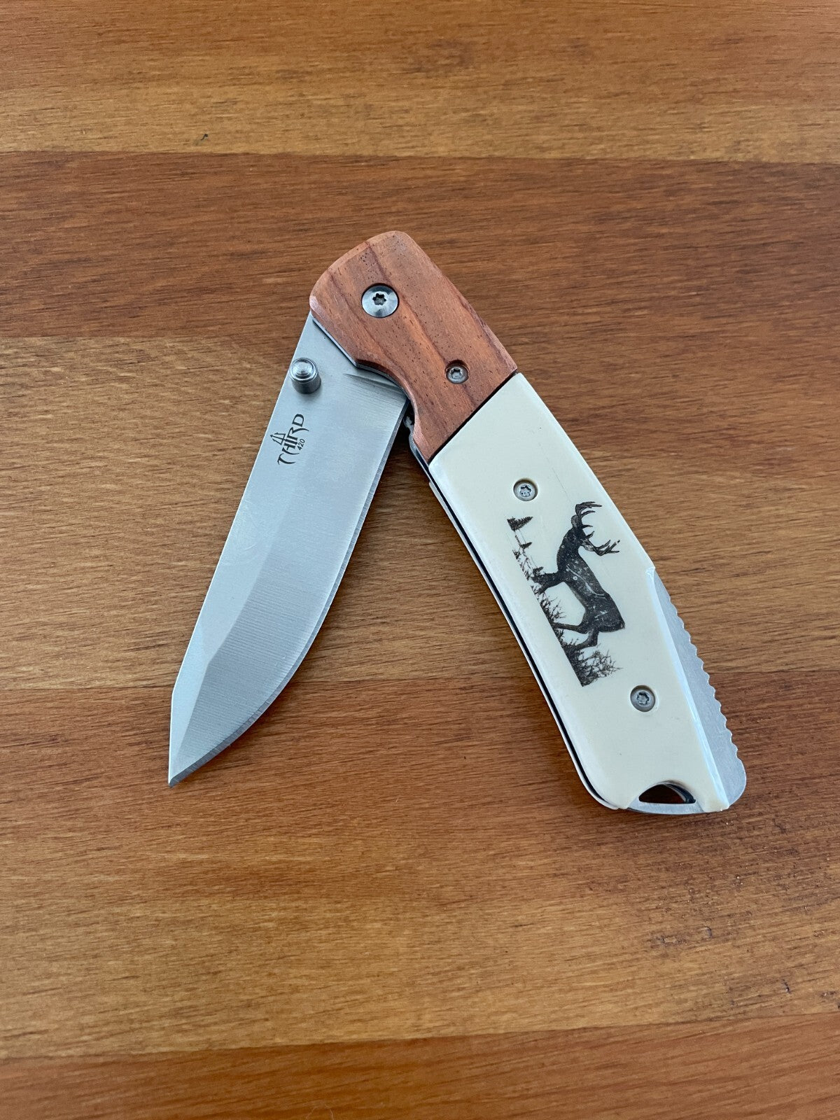 3.74-inch Folding Pocket Knife Navaja Wood and ABS Scales Deer Design From Spain