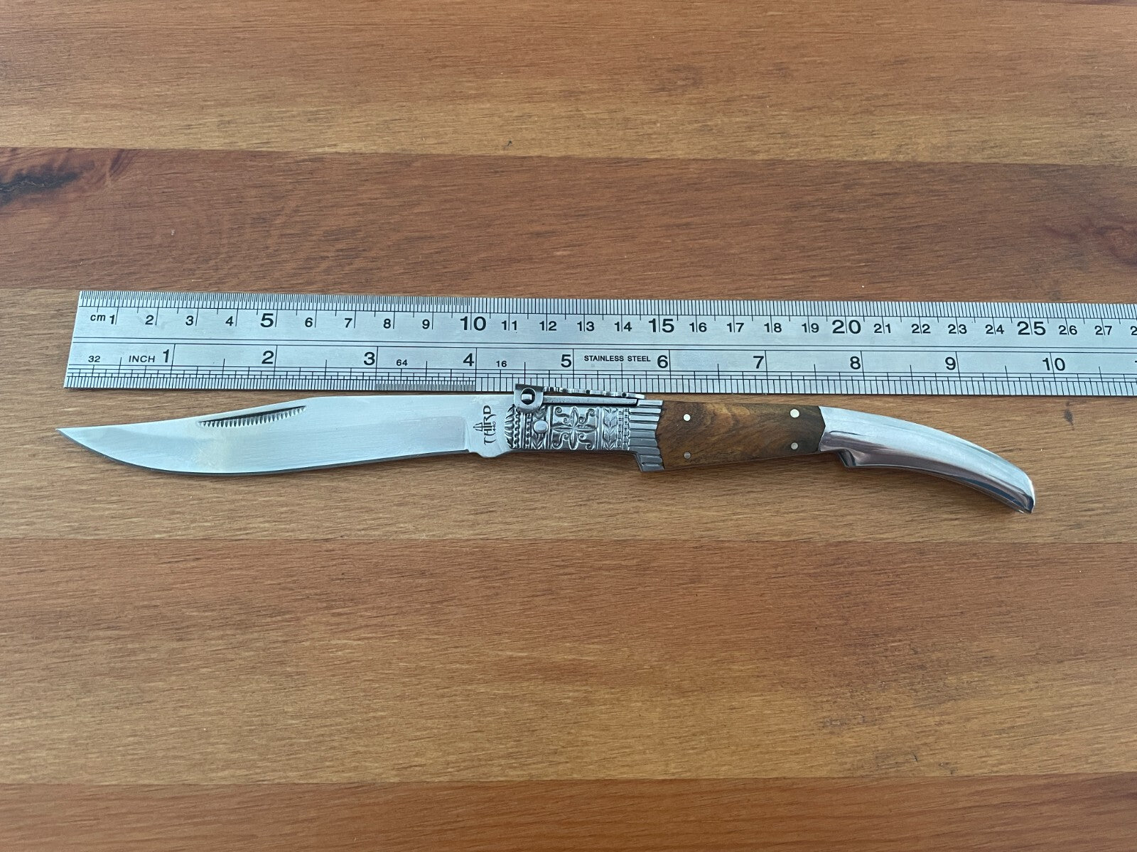 4.3" Arabian Style Navaja with Ratchet Pocket Knife Olive Wood Scales From Spain