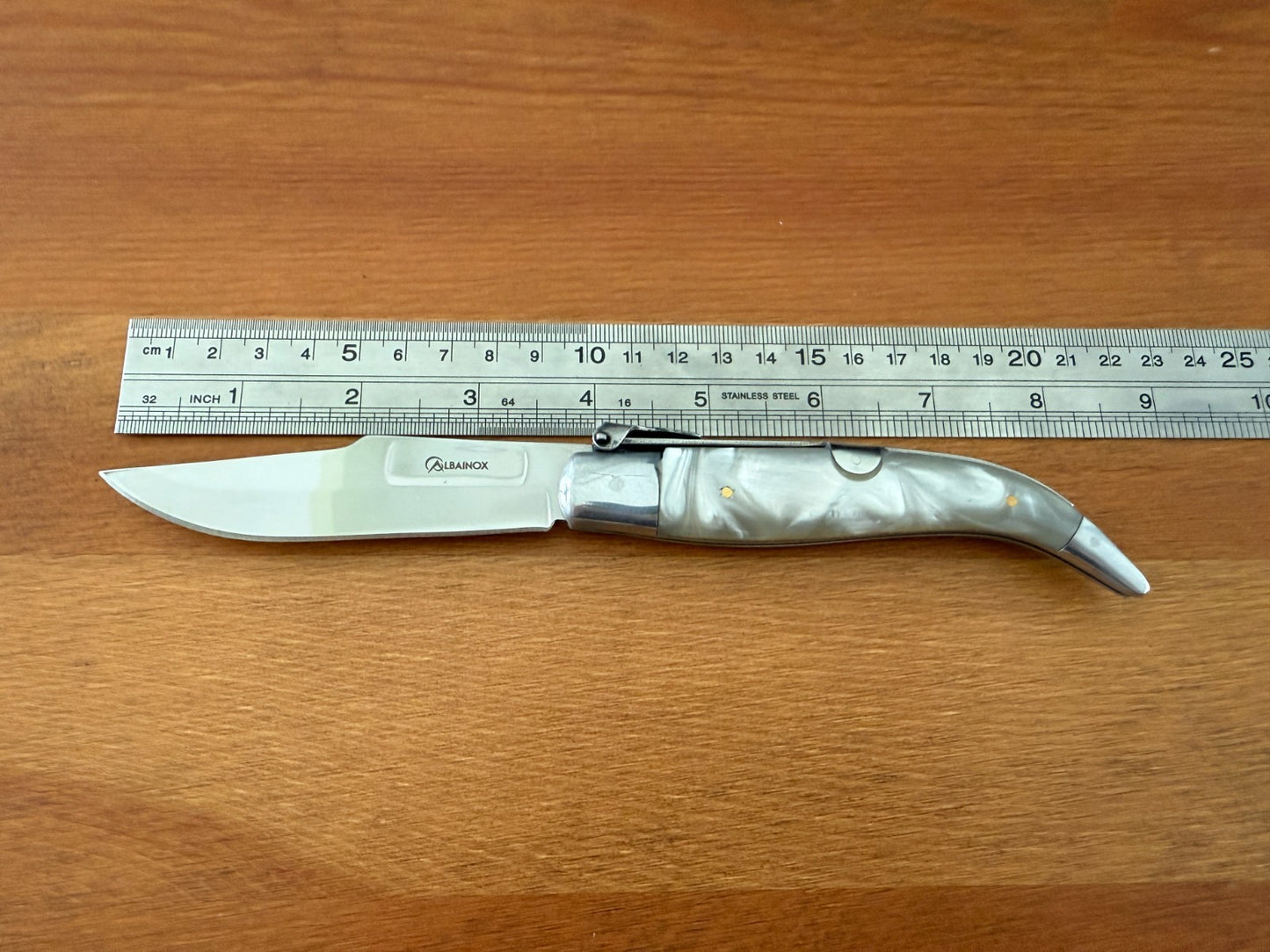 3.6" Steel Blade Spanish Navaja Teja Albacete Mother of Pearl Imitation Scales