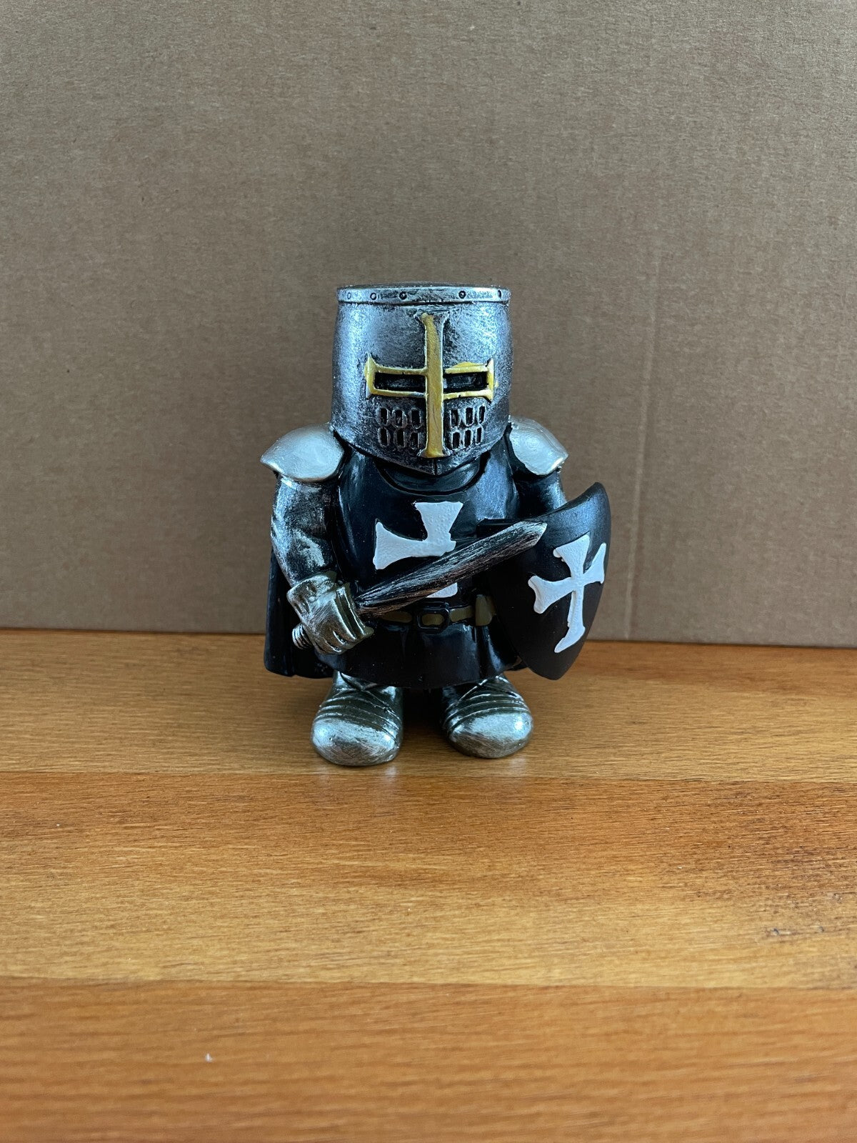 Decorative / Collectible Small Resin Figurine Templar Knight with Sword