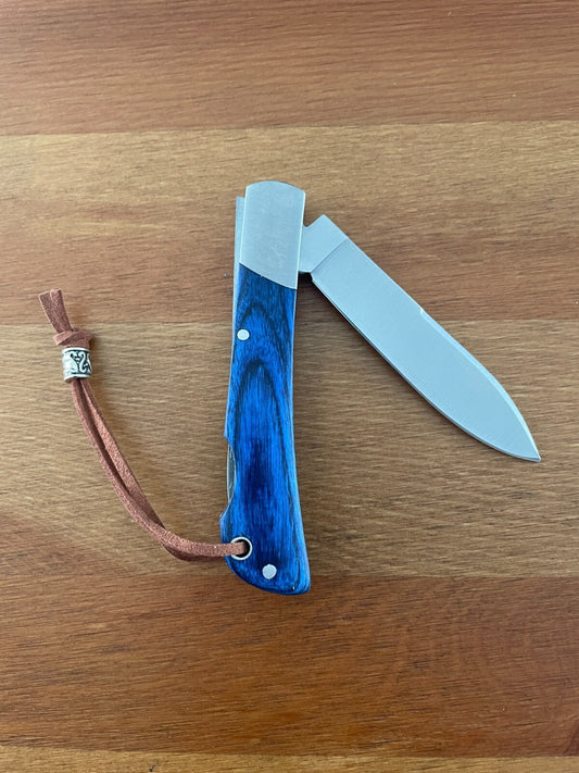 3.15" Steel Navaja Pocket Knife Sailor / Marinera Blue Stamina Wood Handle