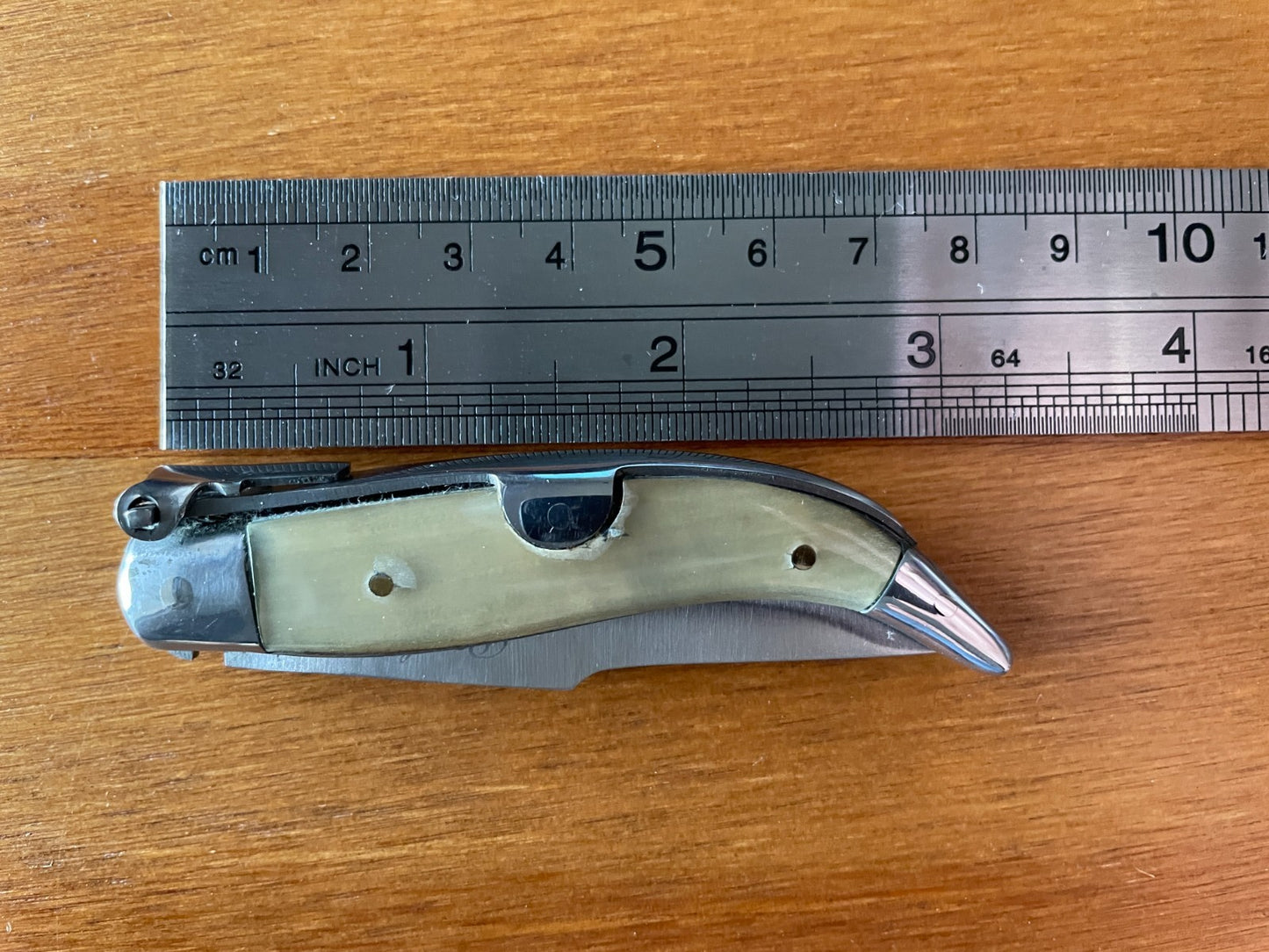 2.5” Stainless Steel Blade Spanish Navaja Pocket Knife Bull Horn Scales - Spain