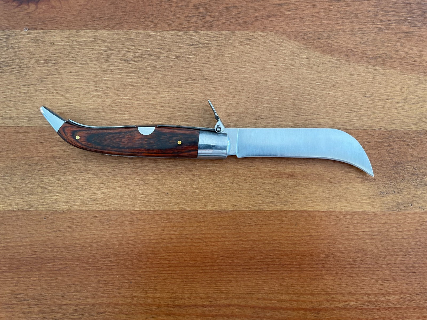 3.7" Hawkbill Skinning Tranchete Spanish Navaja Teja Pocket Knife Stainless