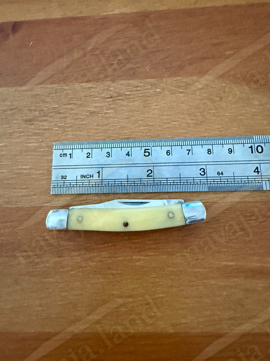 Elk Ridge Gentleman’s Folding Knife – Yellow Delrin Handle with Elk Medallion