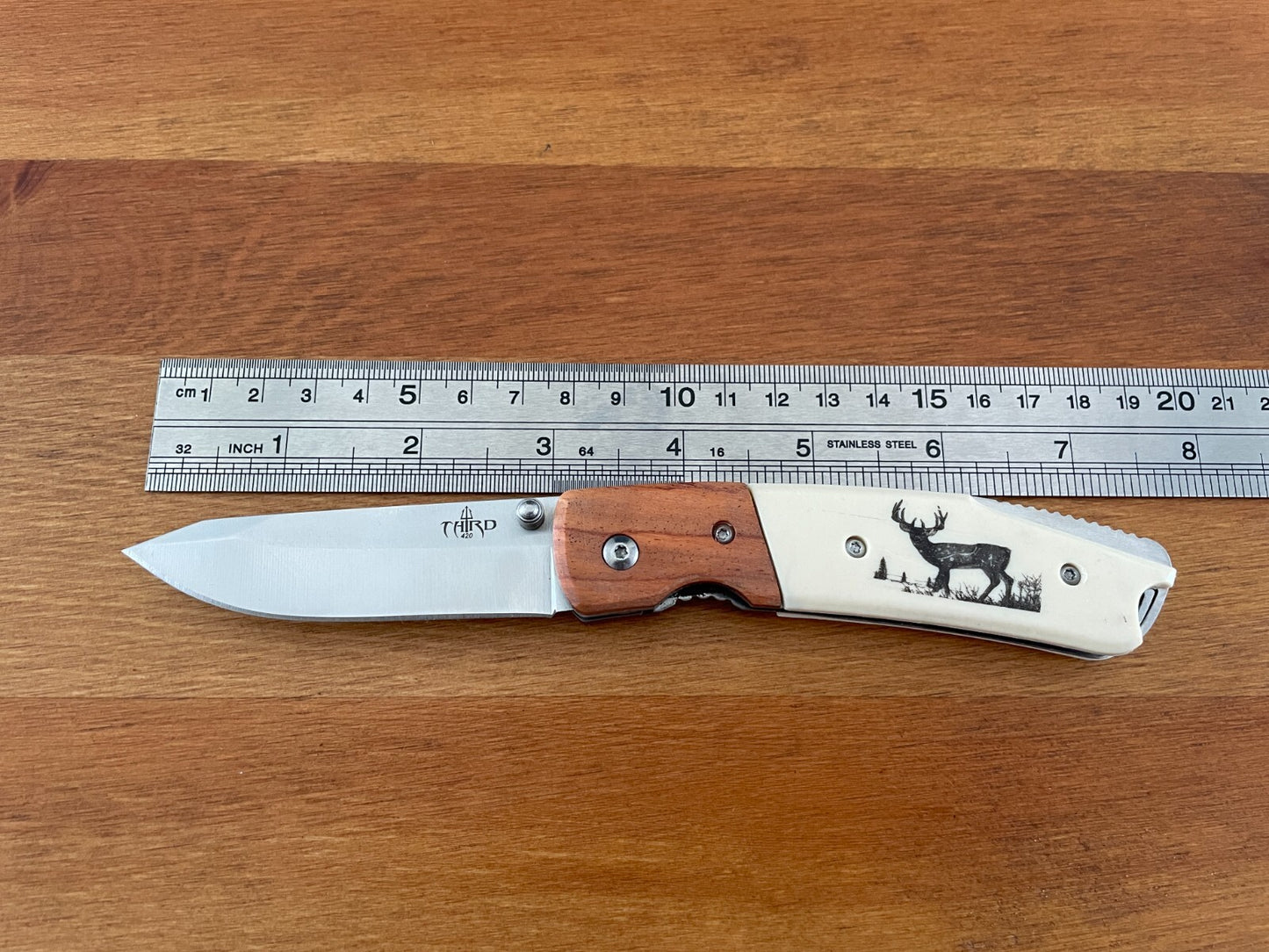 3.74-inch Folding Pocket Knife Navaja Wood and ABS Scales Deer Design From Spain