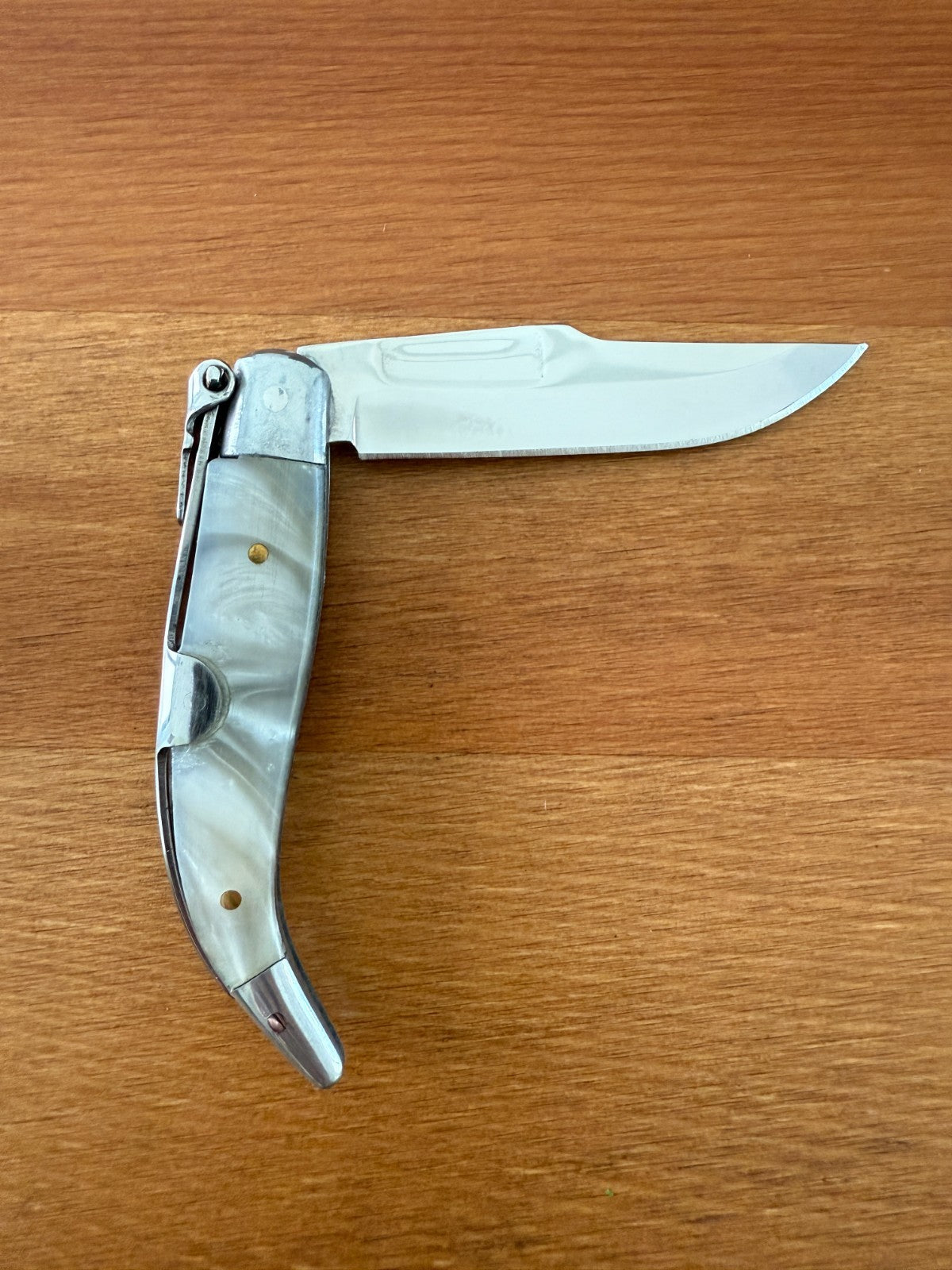 2.6" Steel Blade Spanish Navaja Teja Albacete Mother of Pearl Imitation Scales