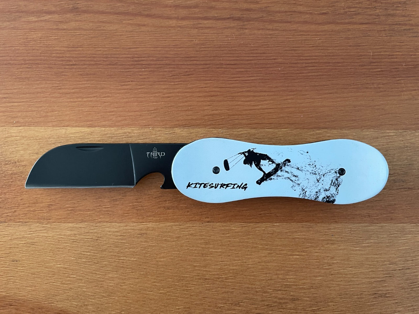 3.14 in. 420 Steel Navaja Kitesurfing Pocket Knife Bottle Opener Liner Lock