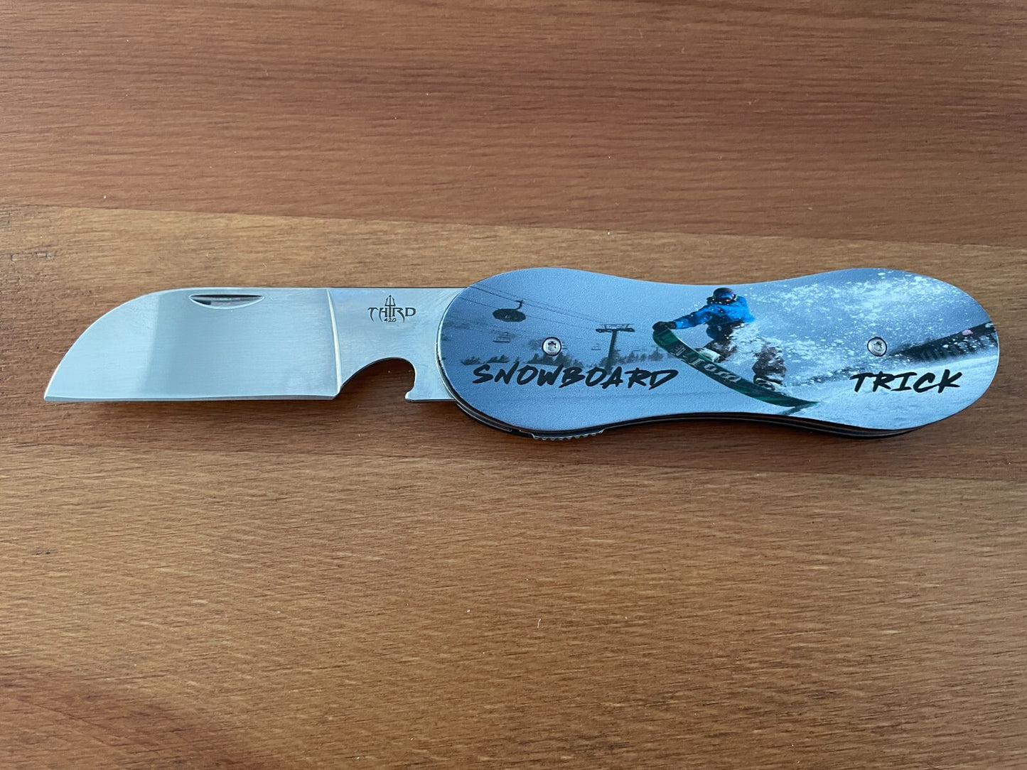 3.14 in. 420 Steel Navaja Snowboard Pocket Knife Bottle Opener Liner Lock