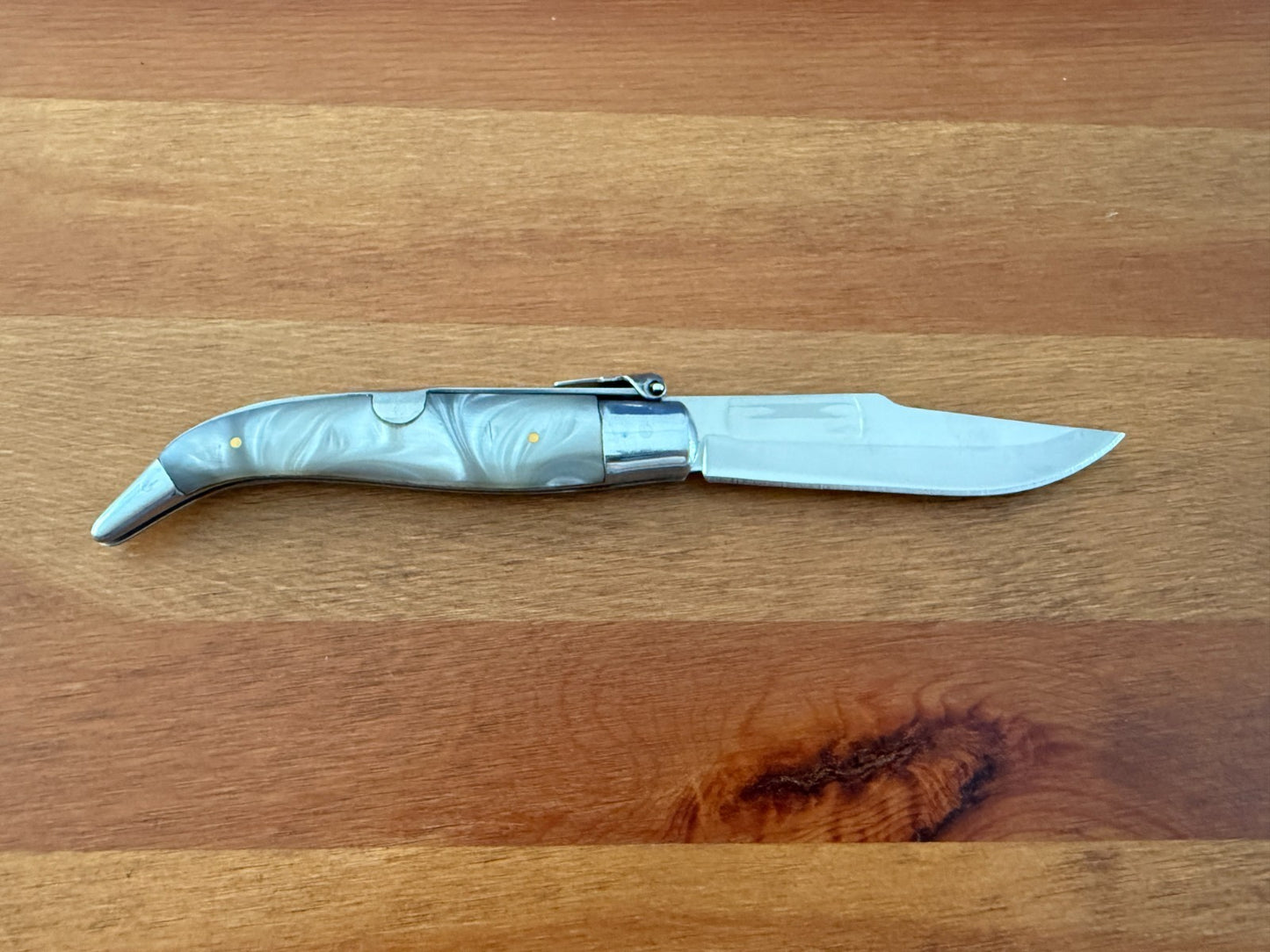 3.6" Steel Blade Spanish Navaja Teja Albacete Mother of Pearl Imitation Scales
