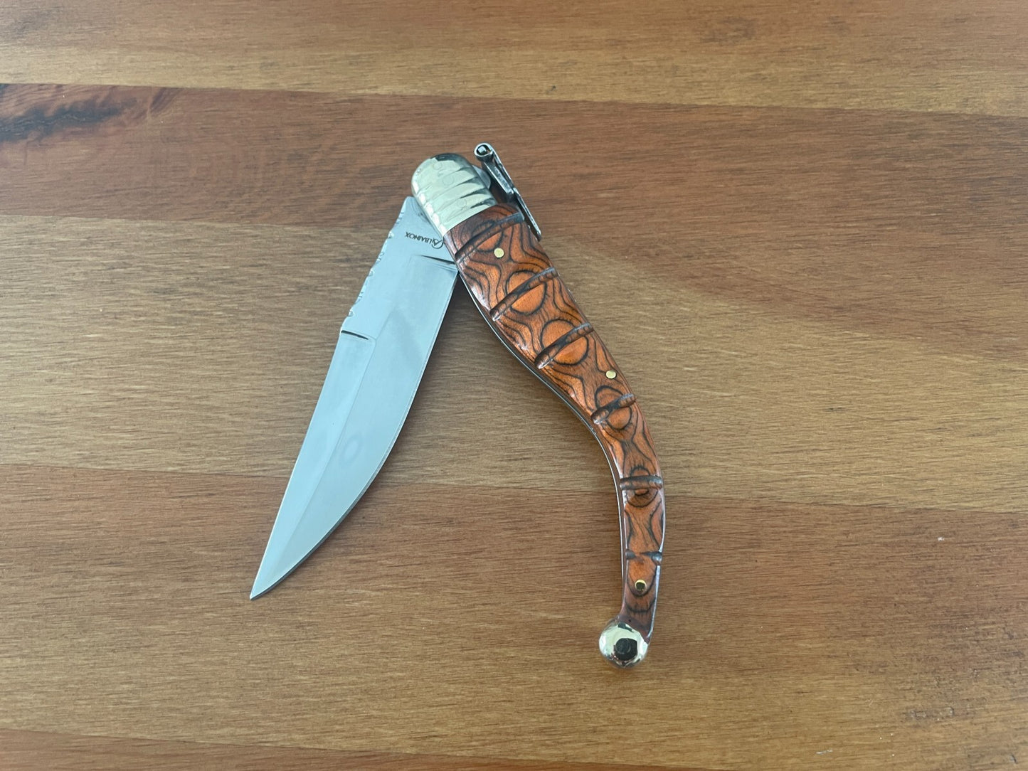 3.66" Luxury Navaja Pocket Knife Red Stamina / Alpaca Beautiful Handle Design