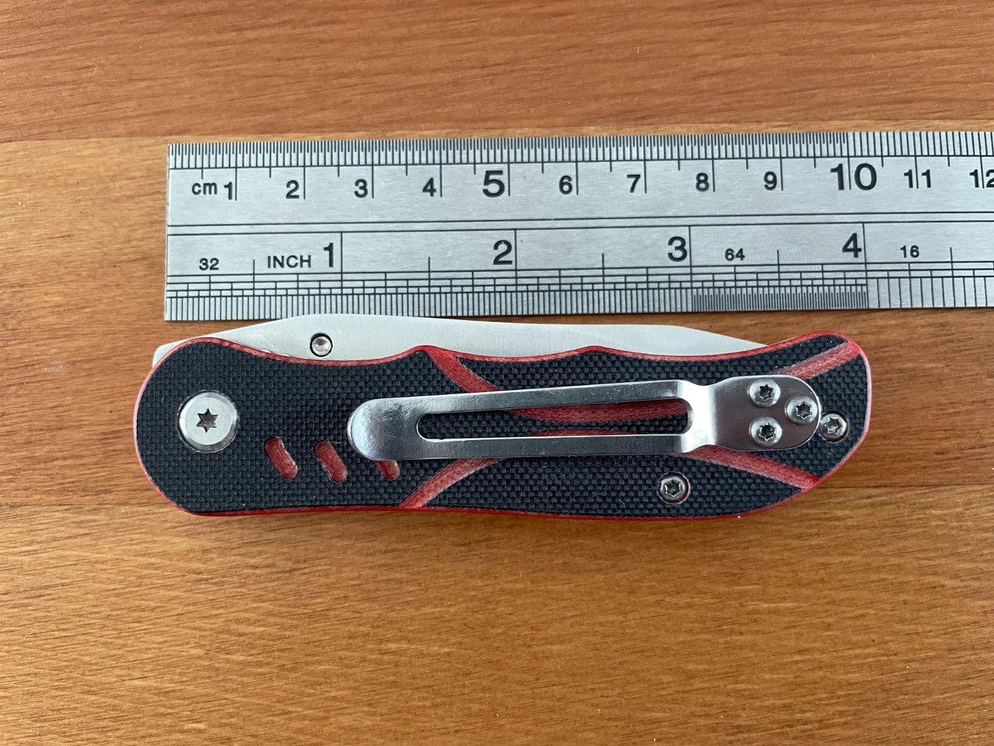 3" 420 Steel Pocket Knife Serrated Pocket Clip Bicolor Black/Red Handle & Sheath