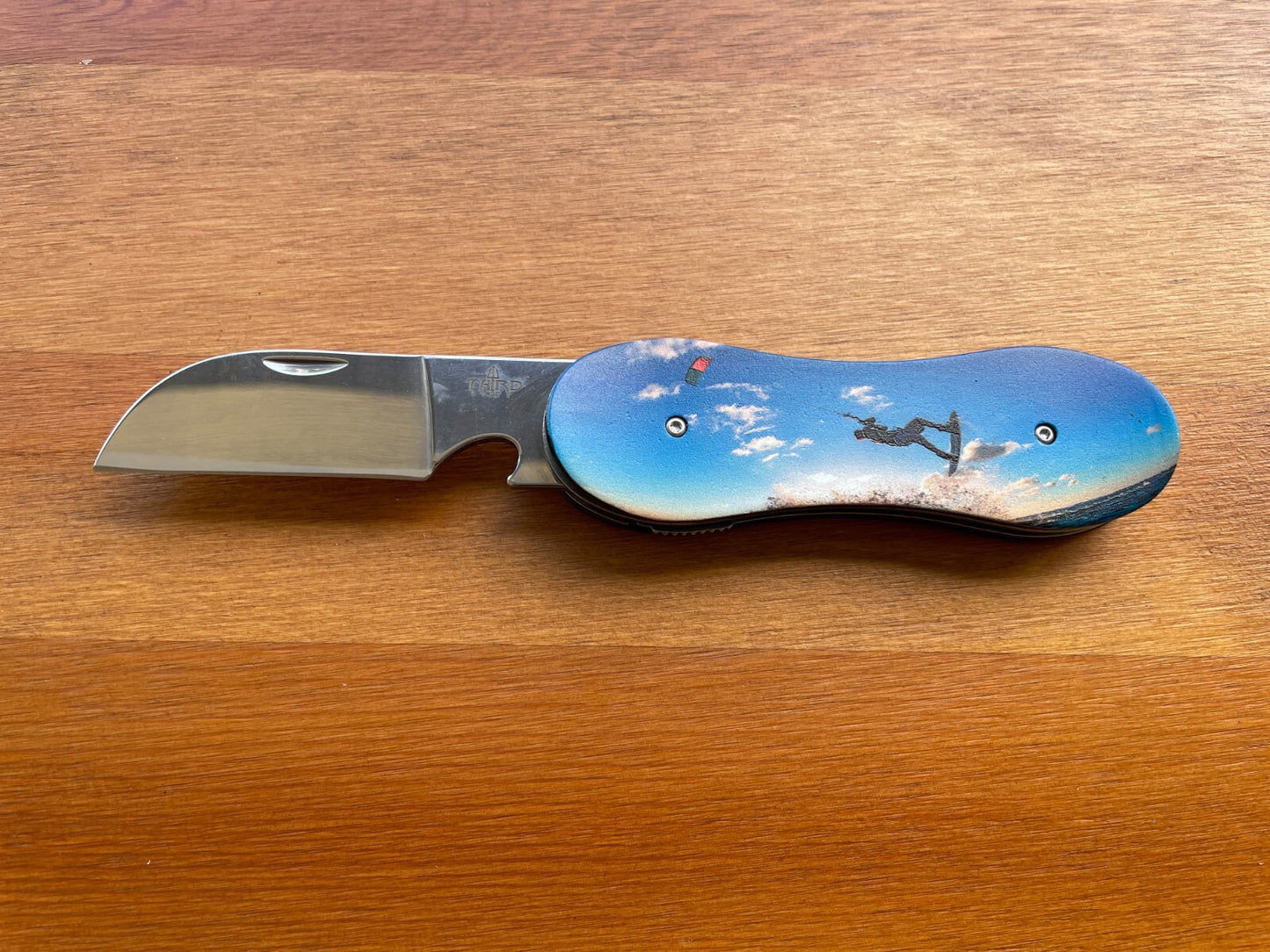 3.14 in. 420 Steel Navaja Kitesurf Pocket Knife Bottle Opener Liner Lock - Spain