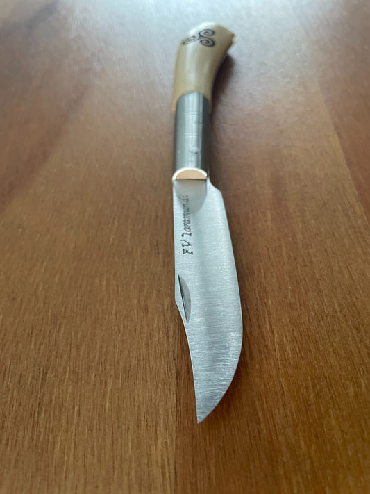 2.75” FV Taramundi Navaja Pocket Knife Asturias Spain Pyrographed Triskelion