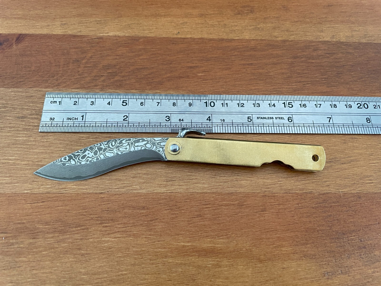2.9" Navaja Higonokami Pocket Knife 79-layer Damascus Brass Handle with Sheath