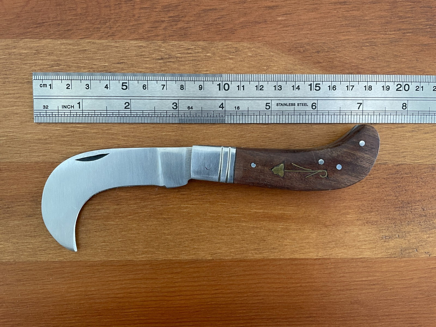 Hawkbill Skinning Tranchete Pocket Knife Stainless Blade 2.3" - From Spain
