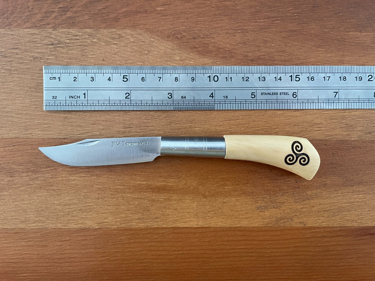 2.75” FV Taramundi Navaja Pocket Knife Asturias Spain Pyrographed Triskelion