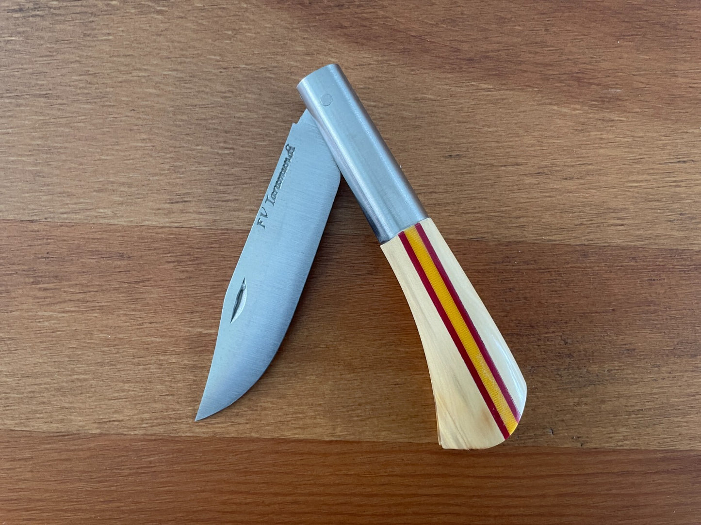 3.14" FV Taramundi Navaja Pocket Knife Made in Asturias Wood Handle Spain Flag