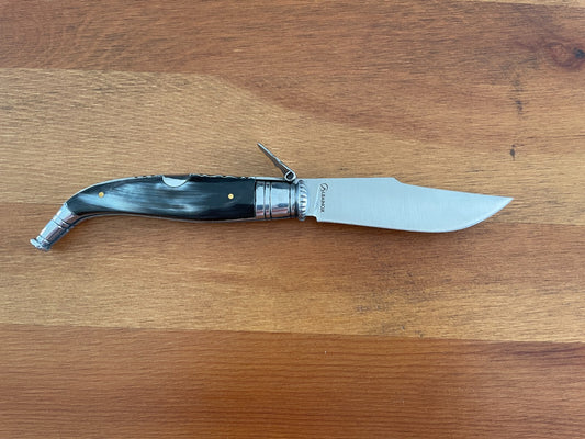 3.6" Classic Luxury Spanish Navaja with Decorated Blade and Bullhorn Scales