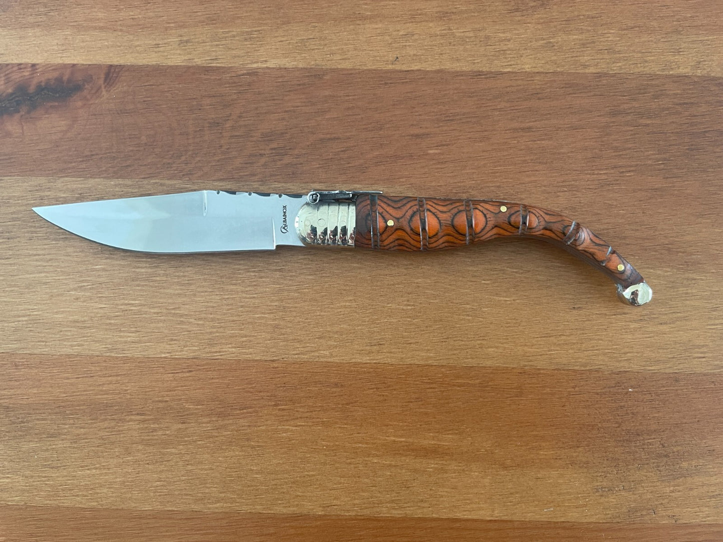 3.66" Luxury Navaja Pocket Knife Red Stamina / Alpaca Beautiful Handle Design