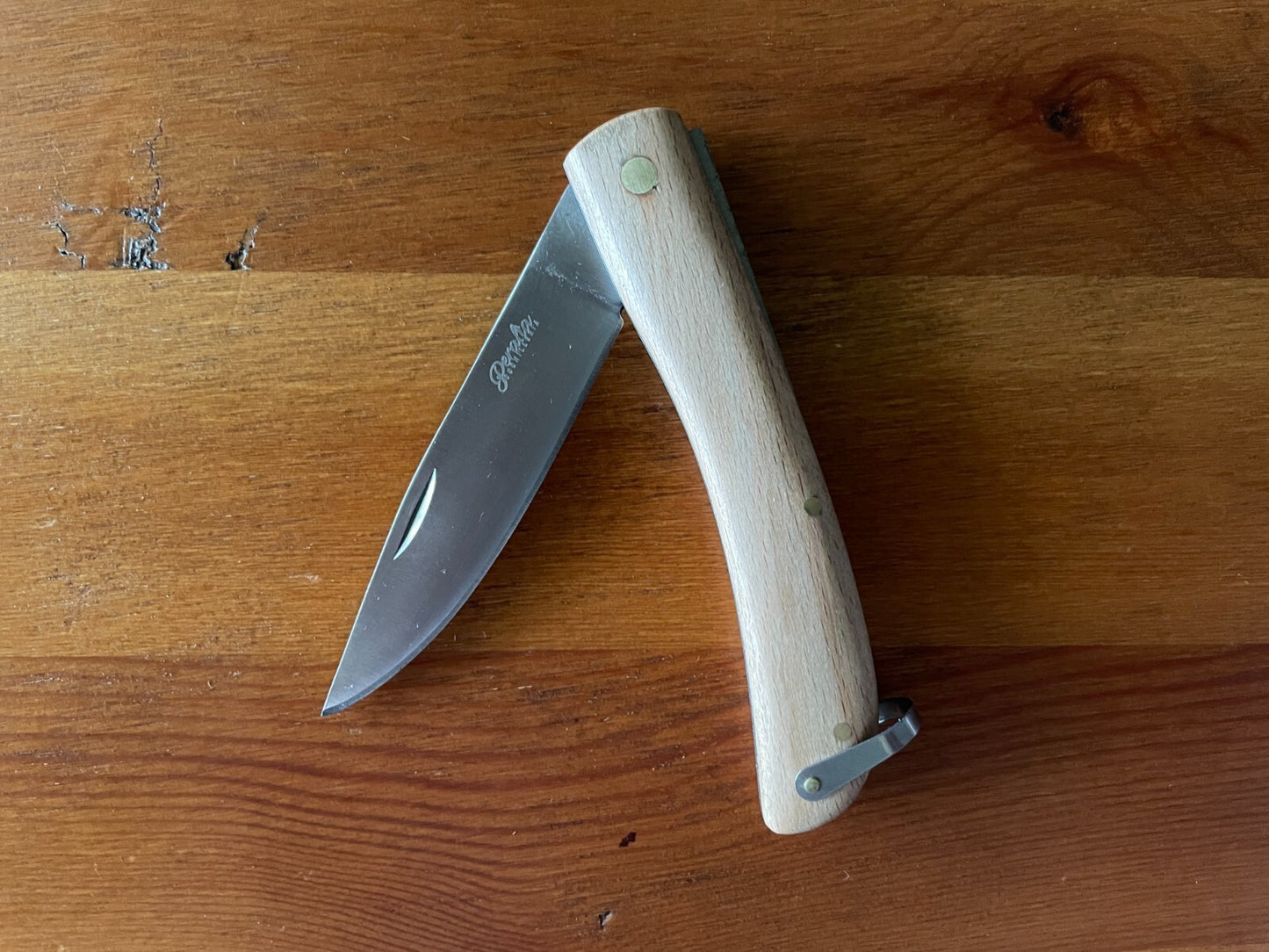 3.14" Campaign Piston Navaja Pocket Knife Light Wood and Ring from Spain