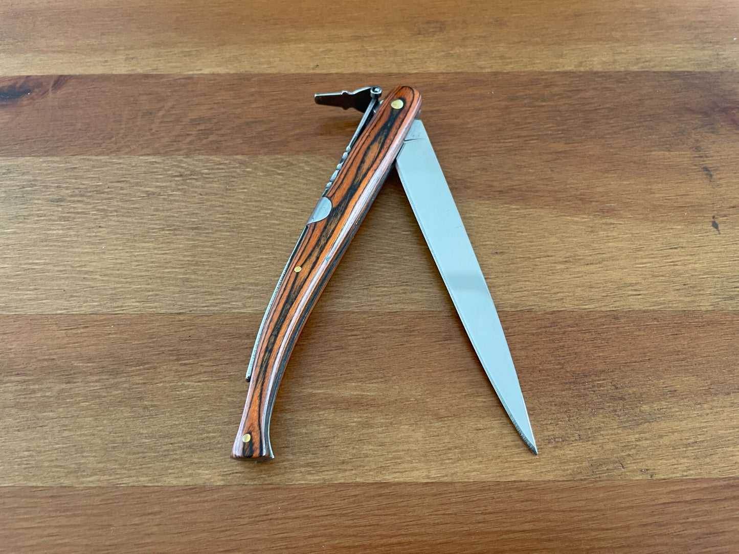 4.7 in. Estilete Spanish Navaja Pocket Knife Red Stamina Wood Handle