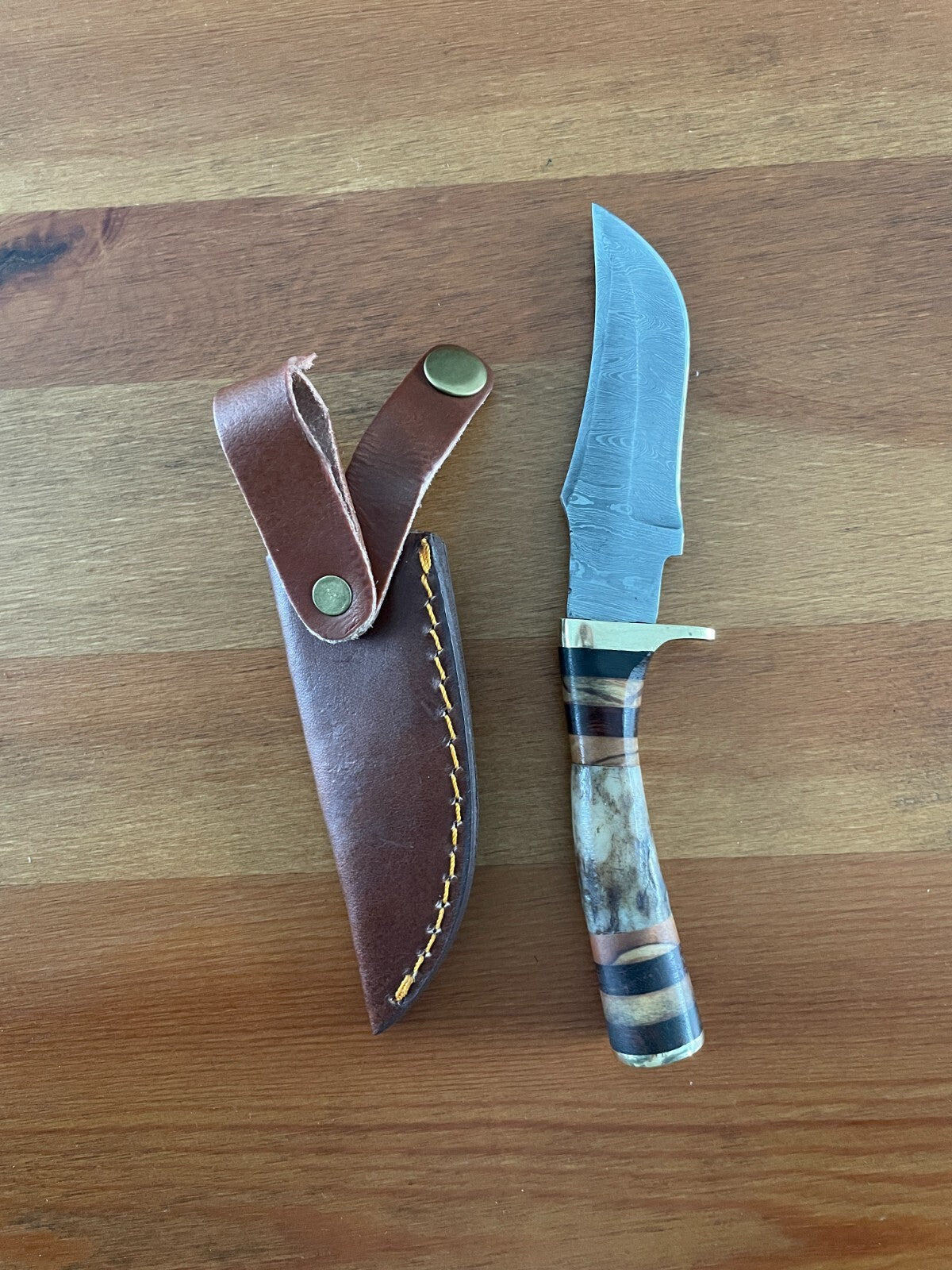 3.7 in. Handmade Damascus Steel Skinner Knife Leather Sheath Included