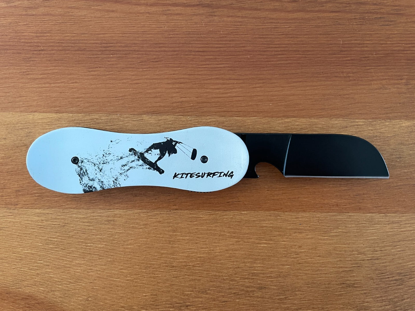 3.14 in. 420 Steel Navaja Kitesurfing Pocket Knife Bottle Opener Liner Lock