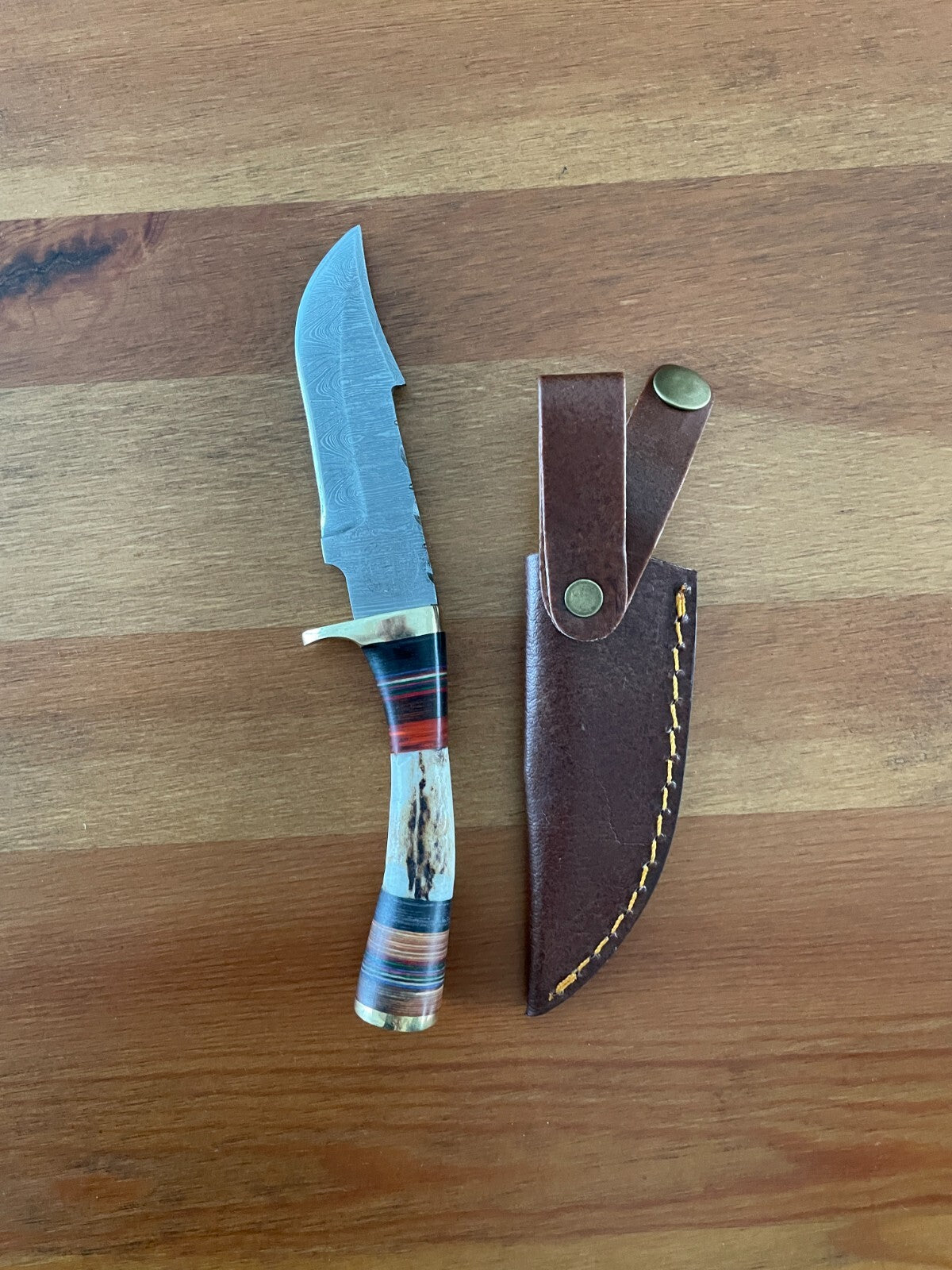 3.9 in. Handmade Damascus Steel Skinner Knife Leather Sheath Included