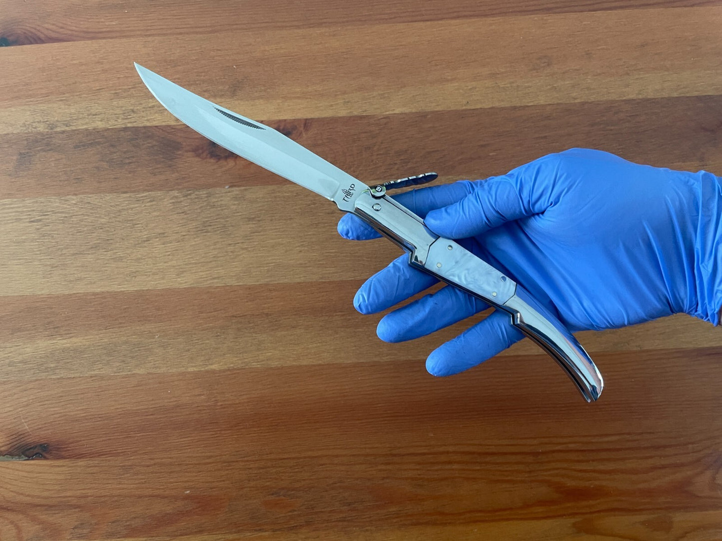 5.1" Arabian Style Navaja with Ratchet Pocket Knife White Acrylic Scales - Spain