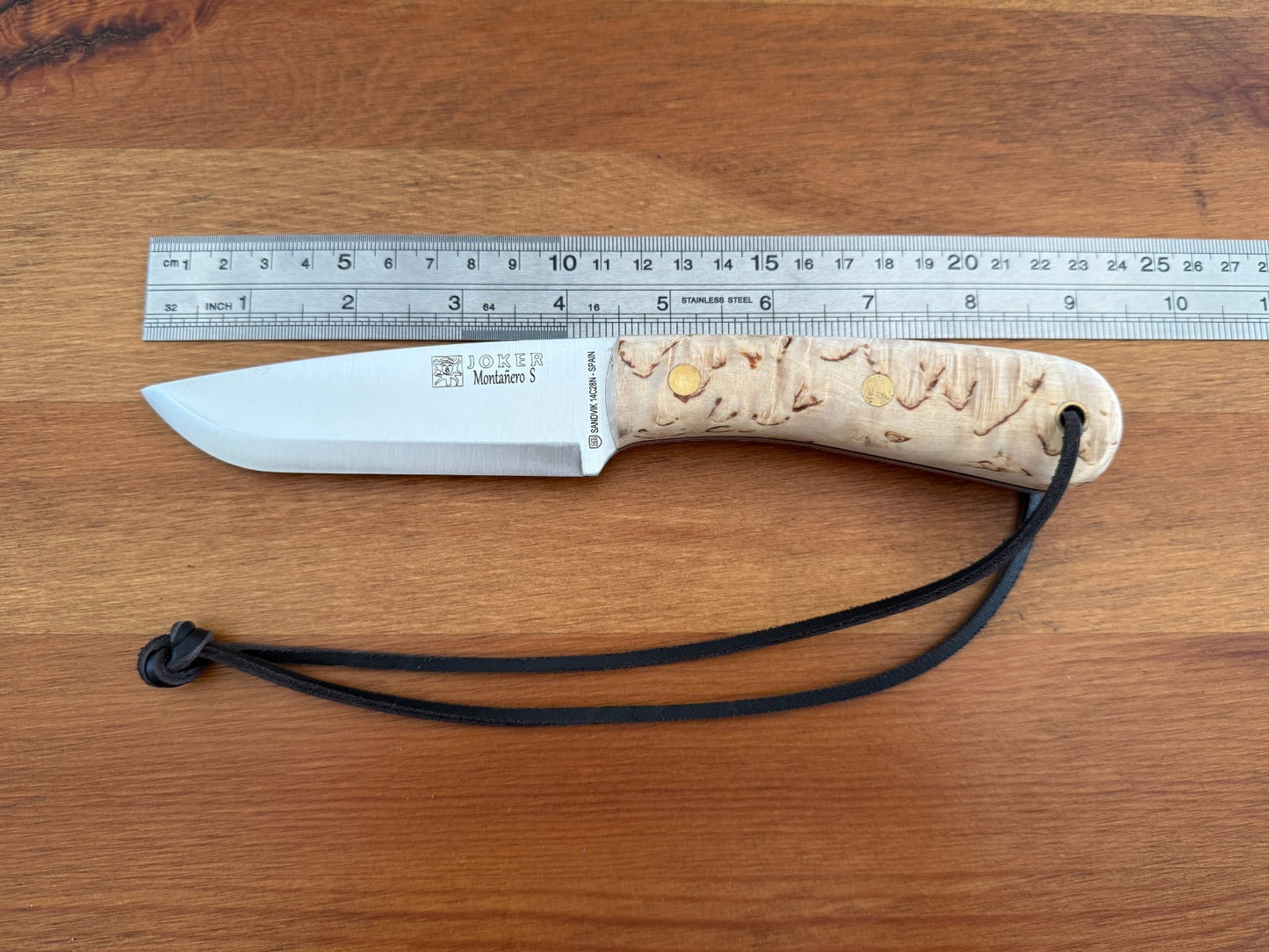 Joker Montañero Fixed Knife 4.3" Sandvik 14C28N Steel Curly Birch Handle Spain