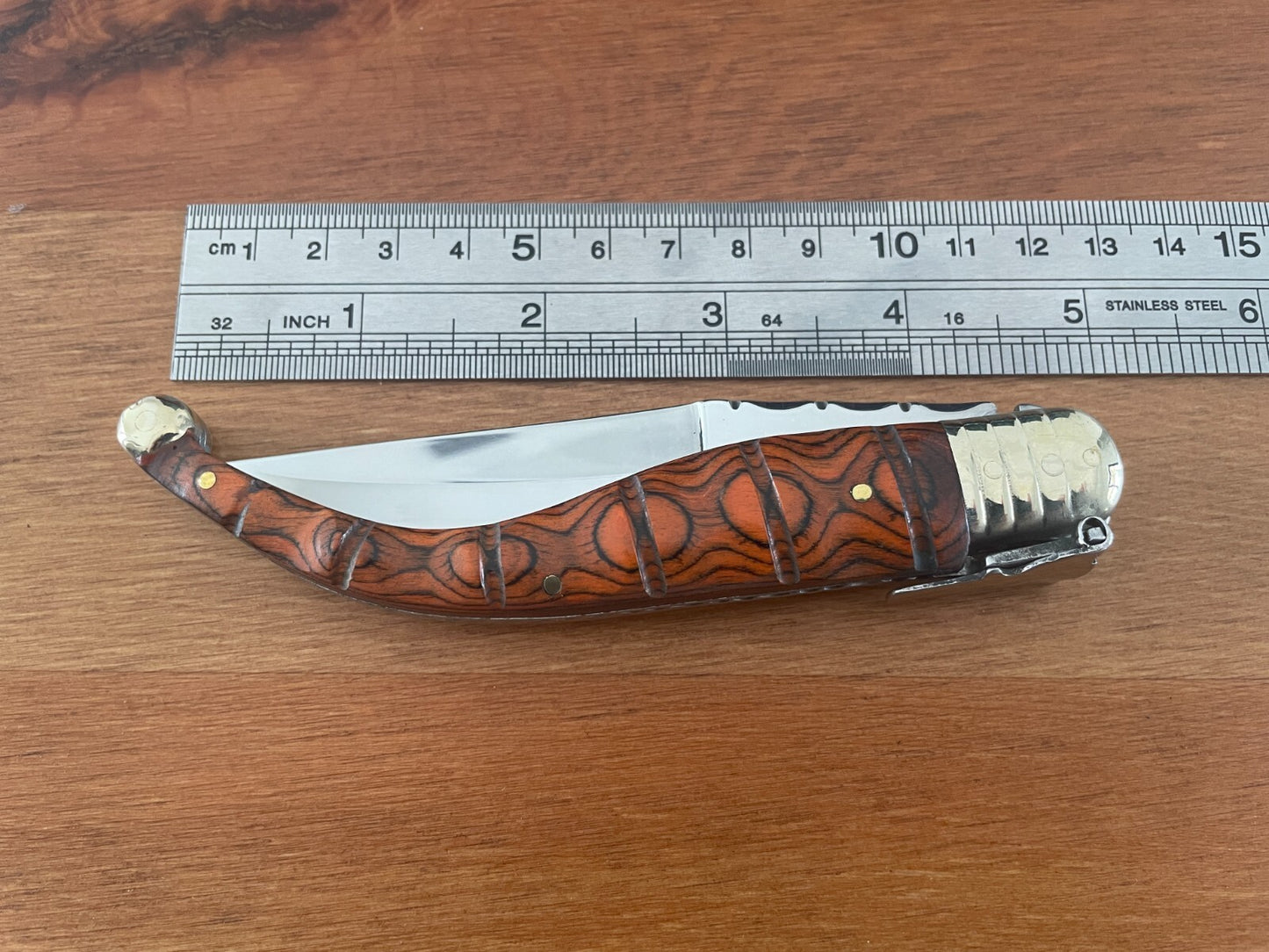 3.66" Luxury Navaja Pocket Knife Red Stamina / Alpaca Beautiful Handle Design