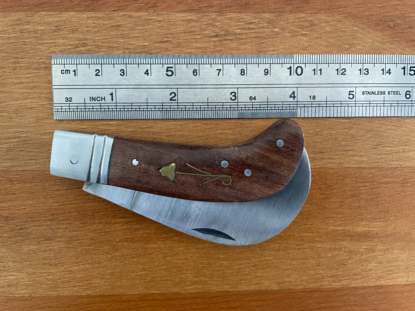Hawkbill Skinning Tranchete Pocket Knife Stainless Blade 2.3" - From Spain