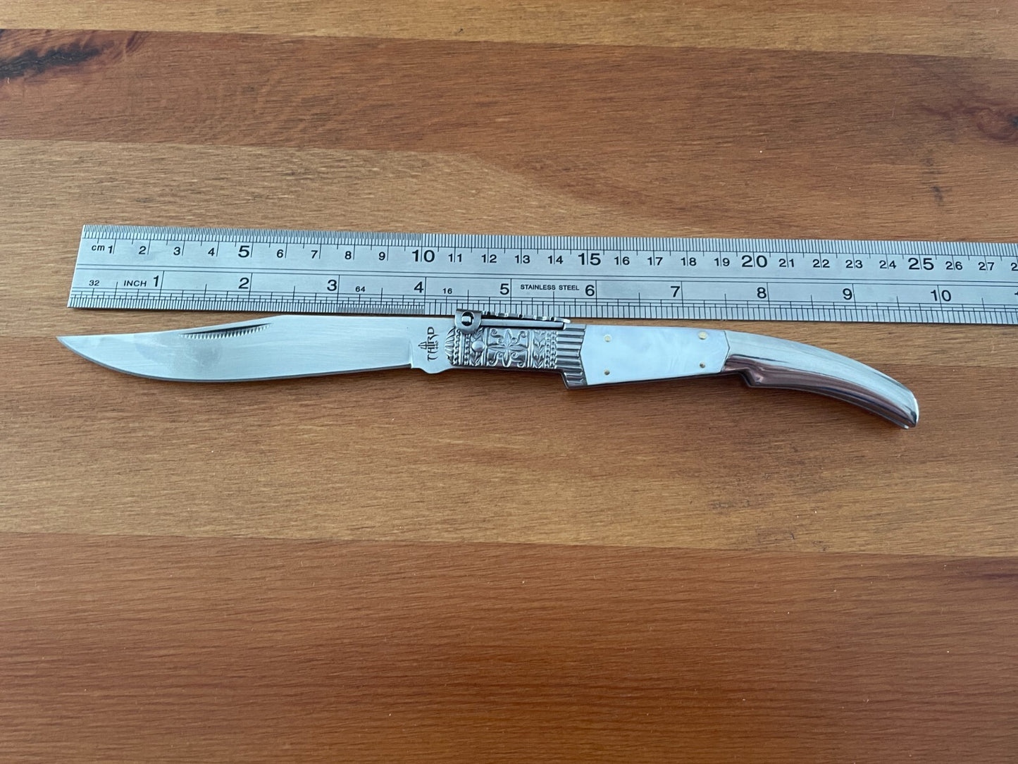 4.3" Arabian Style Navaja with Ratchet Pocket Knife Pearl Silk Model From Spain