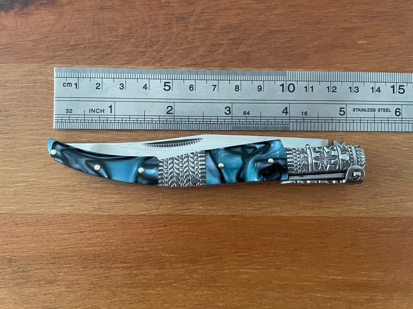 4.3" Arabian Style Navaja with Ratchet Pocket Knife Acrylic Scales From Spain