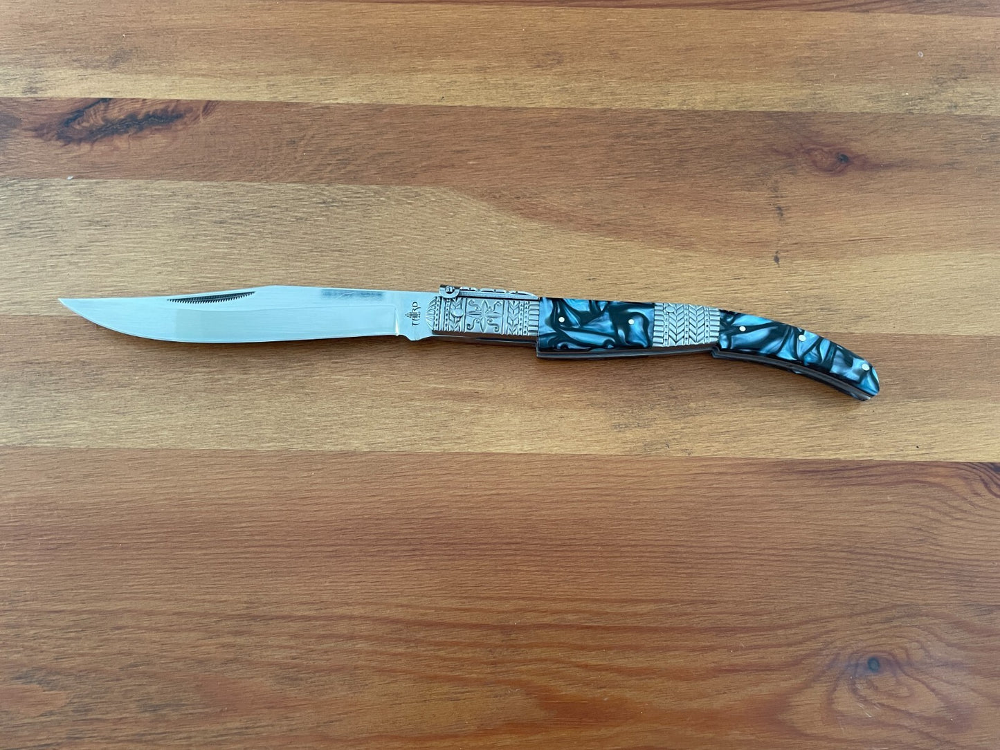 5.9" Arabian Style Navaja with Ratchet Pocket Knife Blue Acrylic & Steel Handle