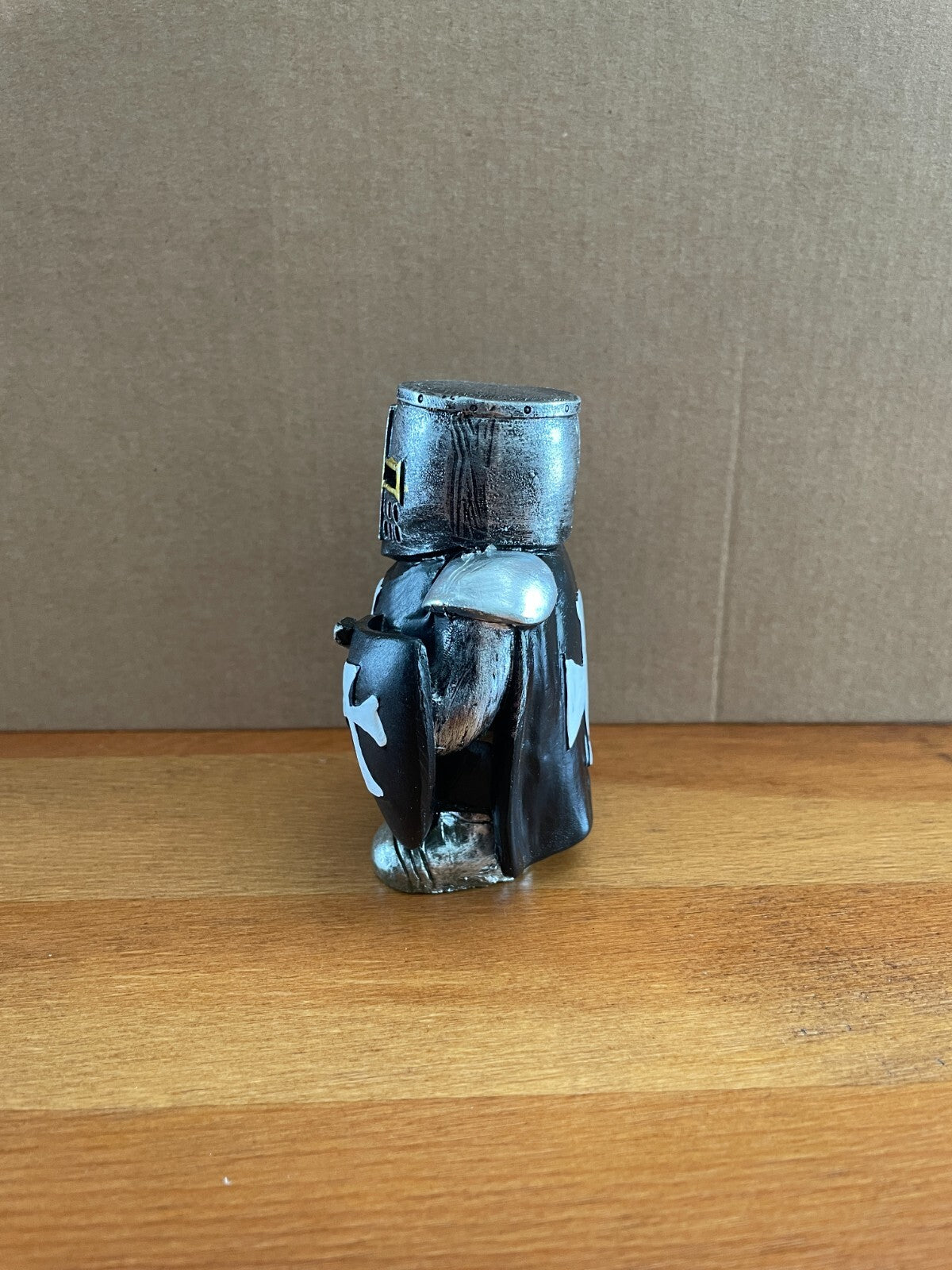 Decorative / Collectible Small Resin Figurine Templar Knight with Sword