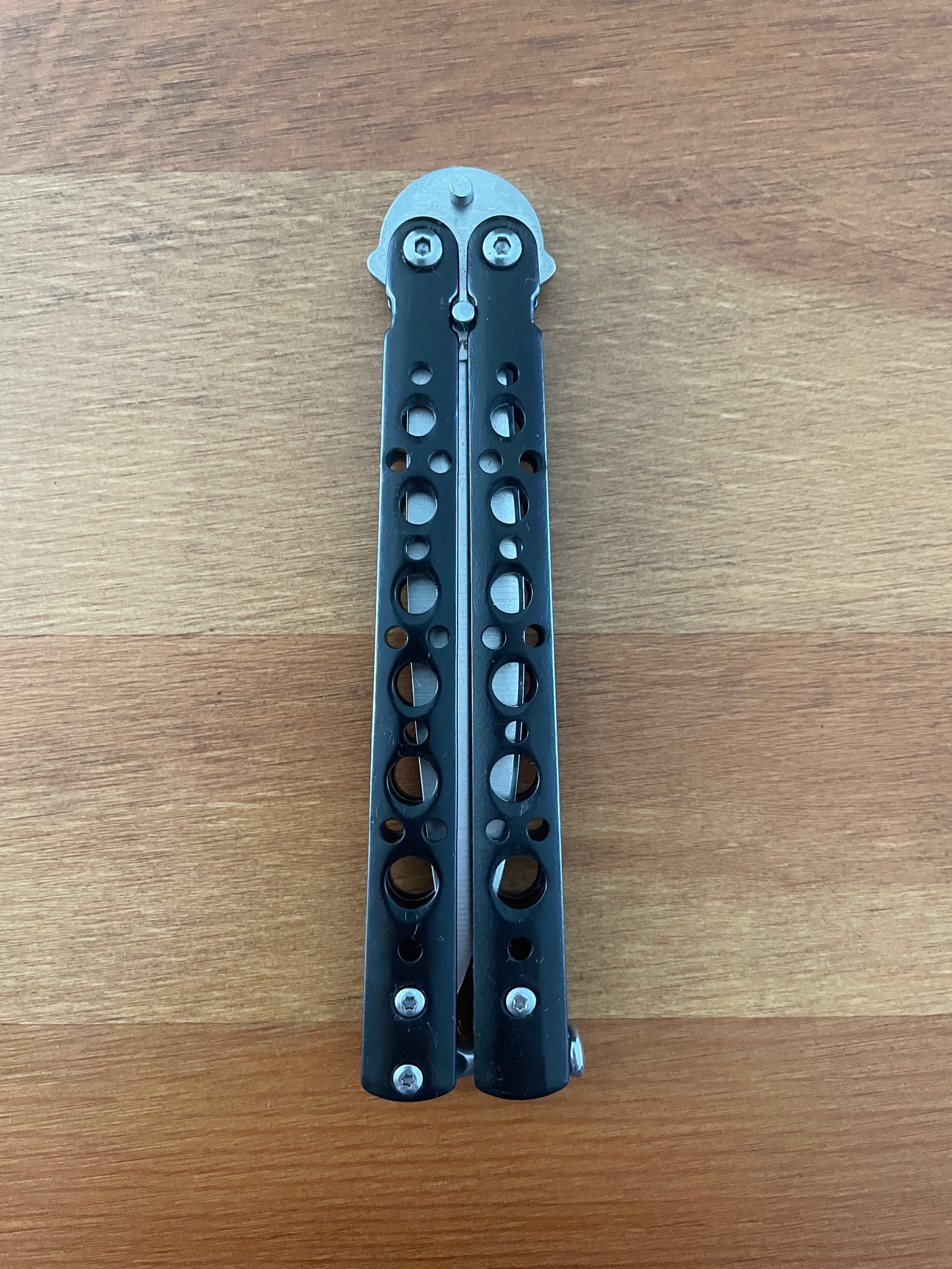 3.9" Stainless Blade Fan Knife With Chrome Zamak Handle and Holes